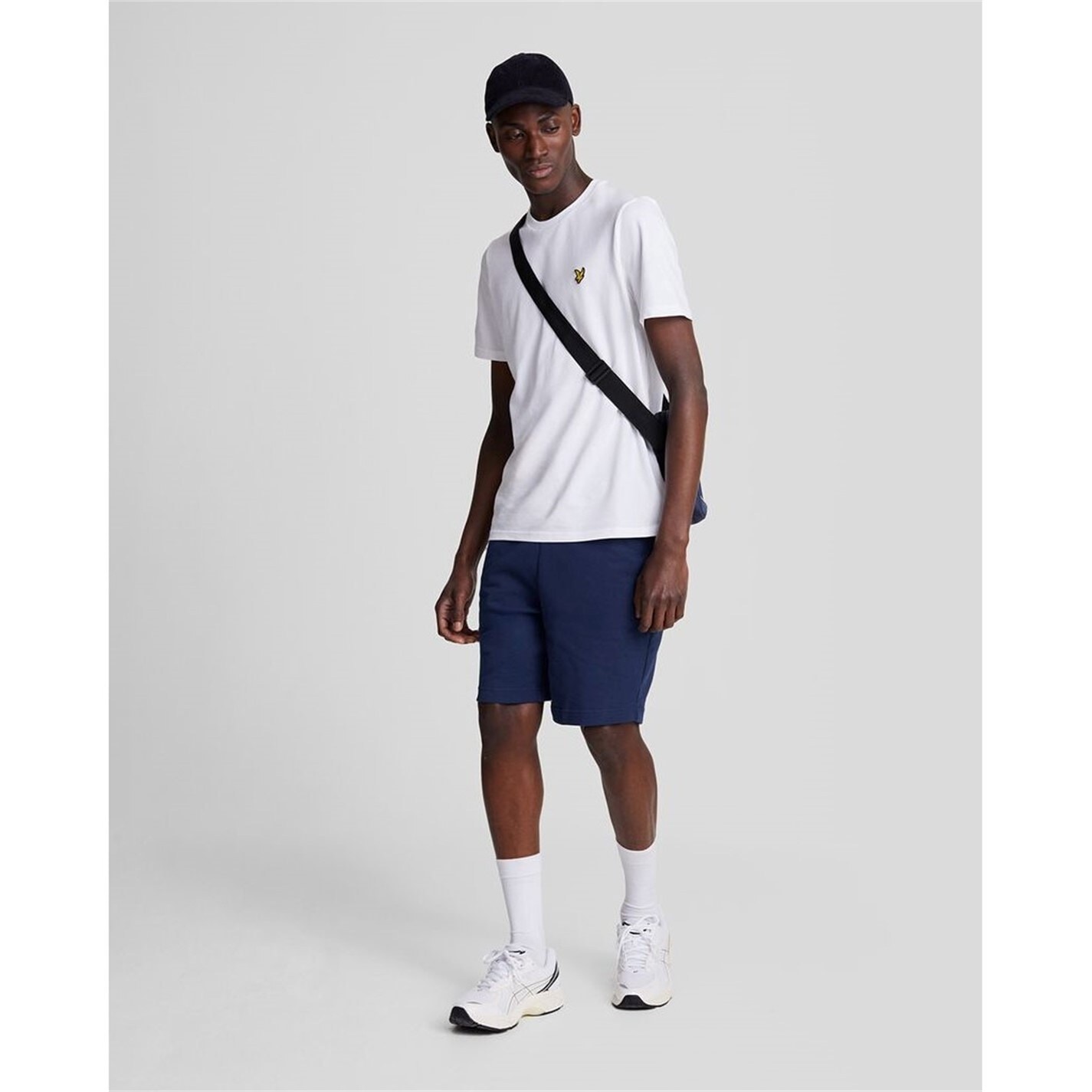 Kraťasy Lyle and Scott Navy Z99 3497071 Fleece Shorts - 2