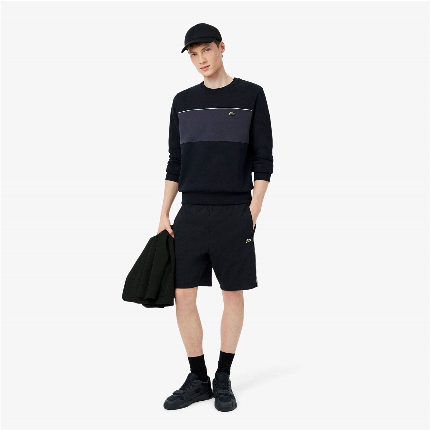 Kraťasy Lacoste Black 4CI 7545111 Men's Black Fleece Jogger Shorts - 4