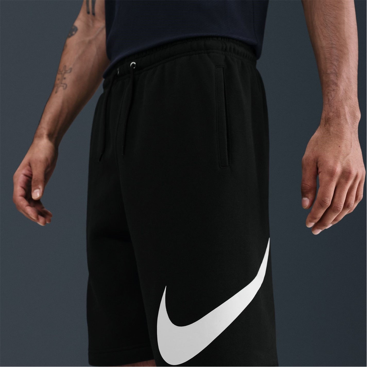 Kraťasy Nike Black 6744845 Sportswear Club Men's Graphic Shorts - 13