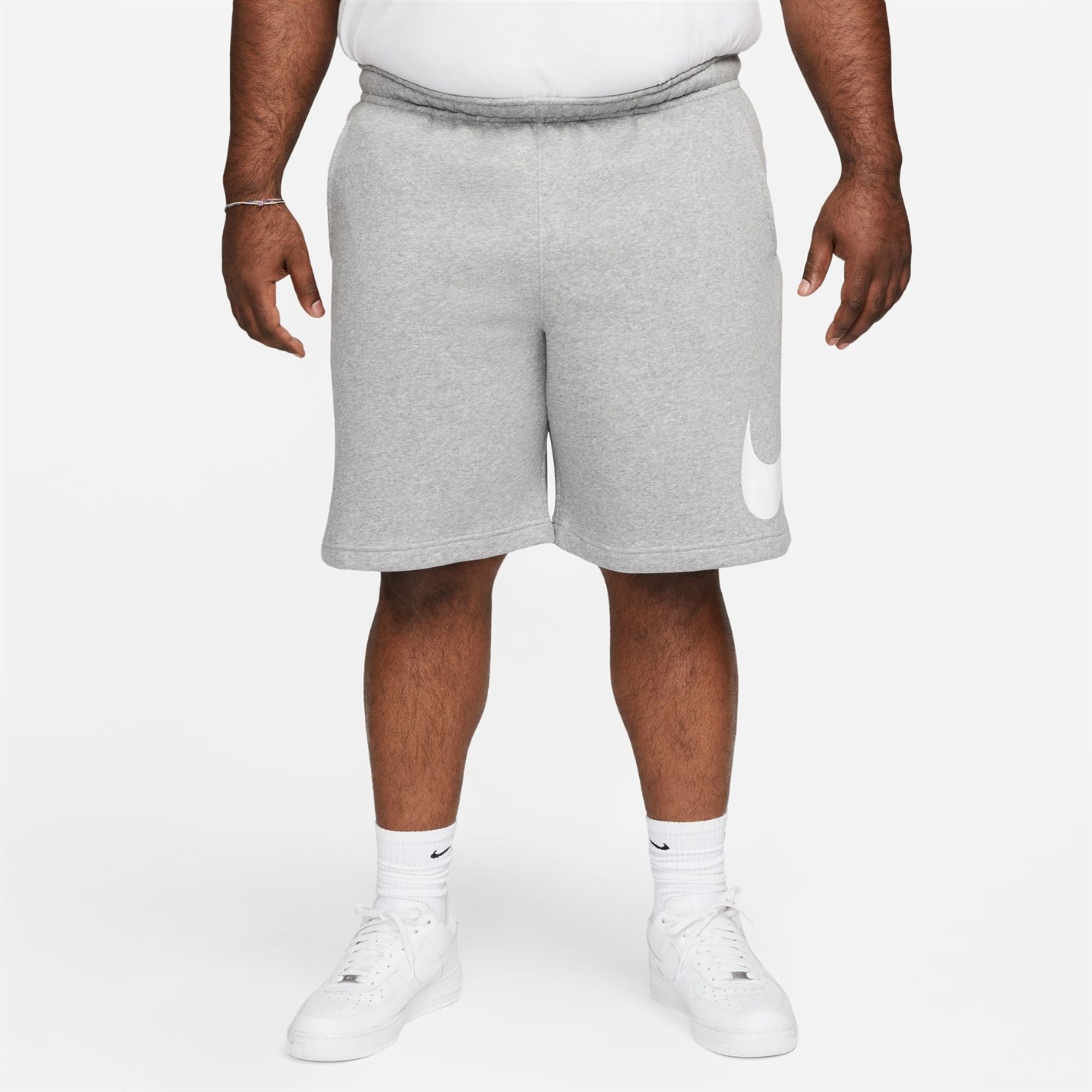 Kraťasy Nike Dk Grey 3904499 Sportswear Club Men's Graphic Shorts - 10