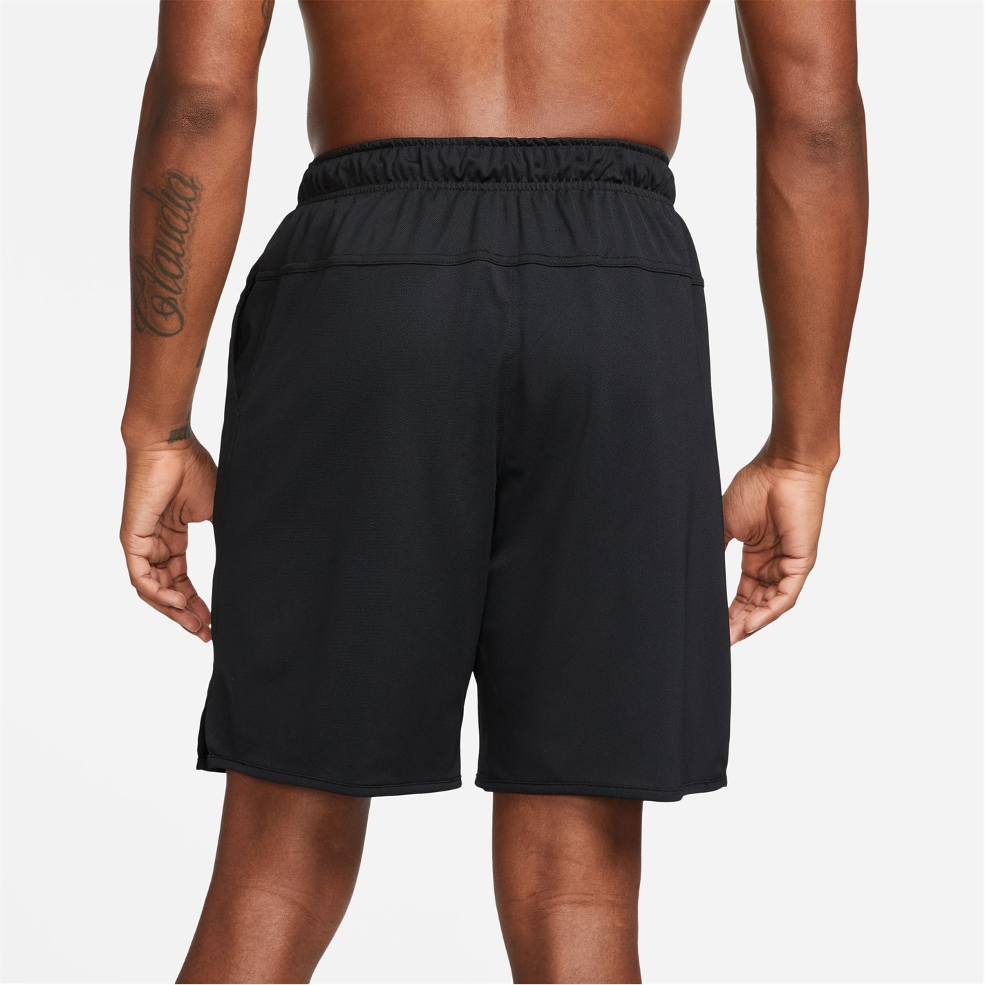 Kraťasy Nike Black 7387979 Totality Men's Dri-FIT 9 Unlined Versatile Shorts - 9