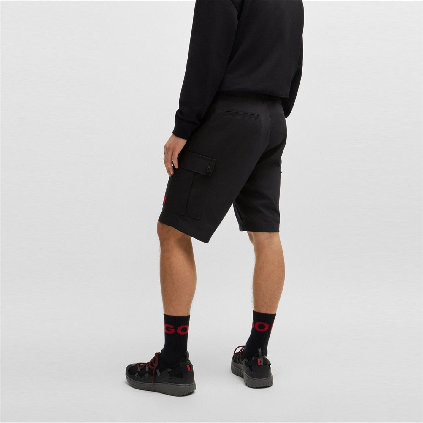 Kraťasy Hugo Black 001 6110350 Men's Cotton Cargo Shorts - 2