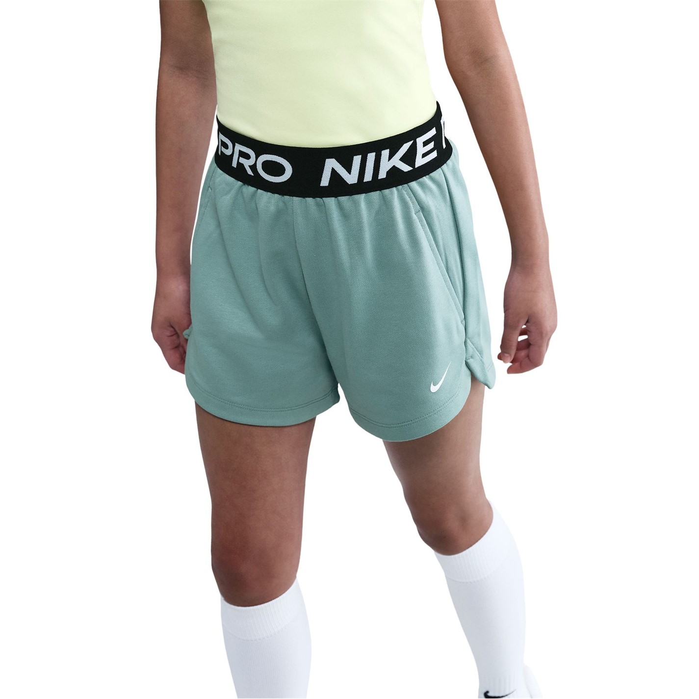 Nike Cannon 3093979 Kids' Fleece Gym Shorts - 1