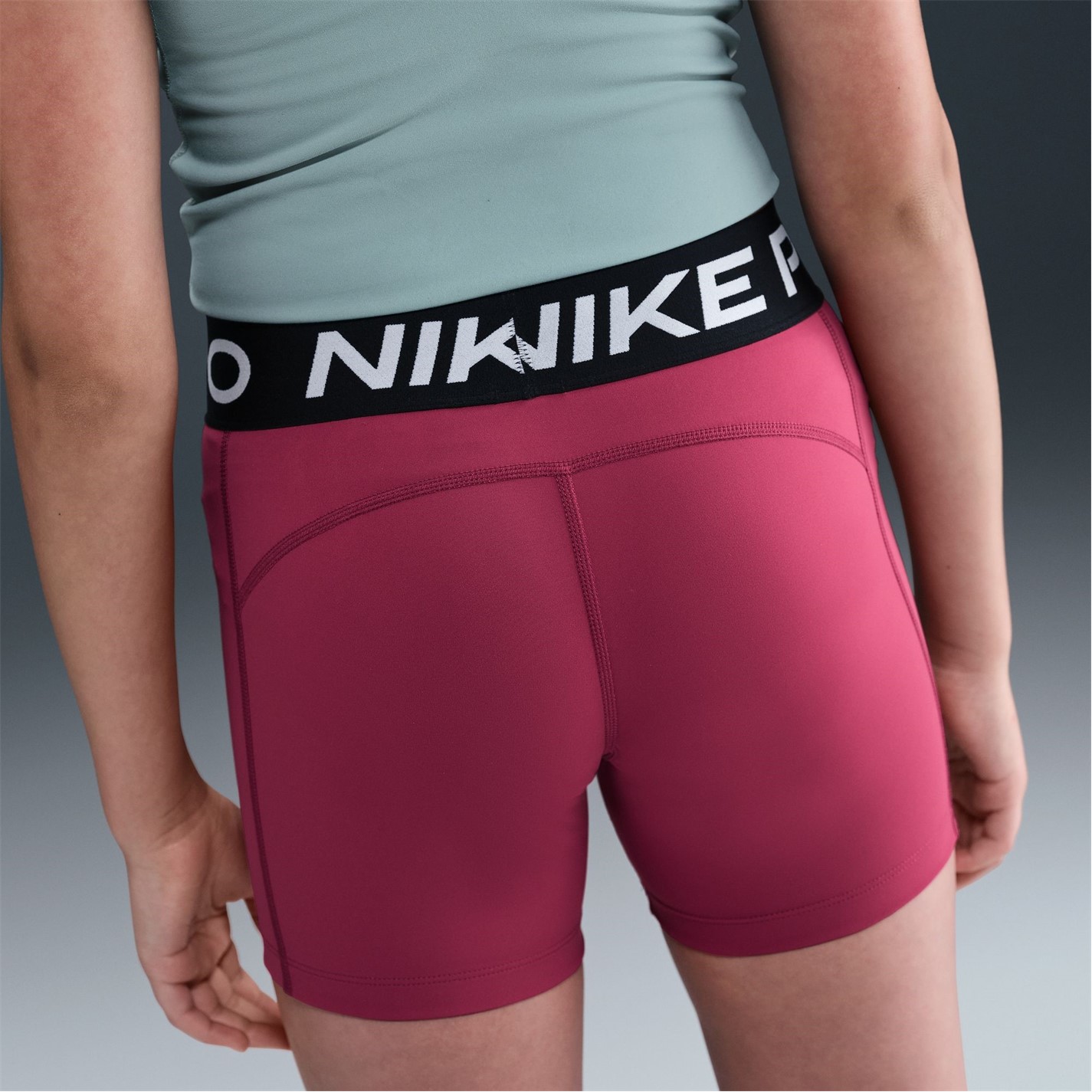 Nike Sweet Beet 3946351 Pro Shorts Junior Girls - 9