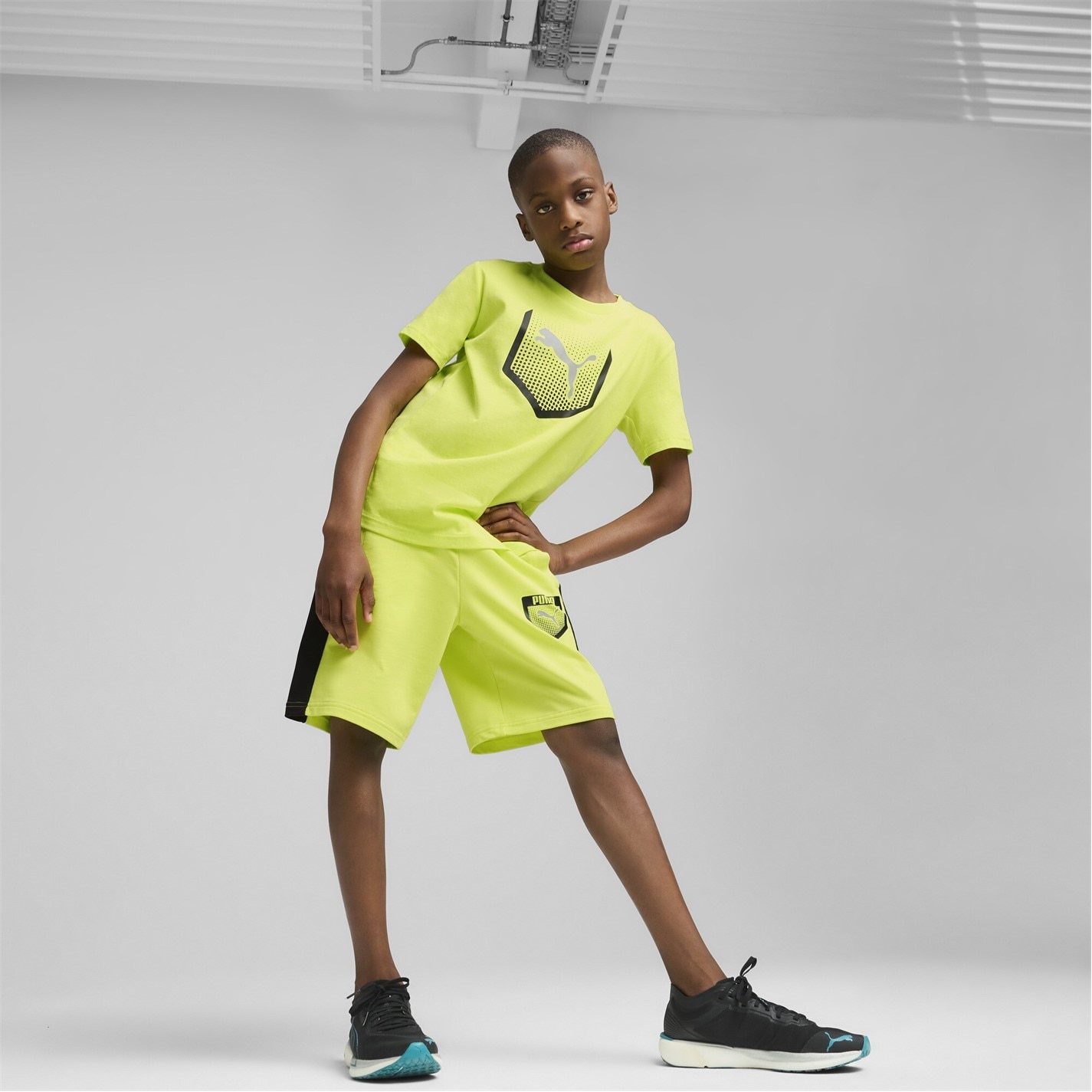 Puma Lemon Sherbe 2353950 Unisex Kids' Fleece Jogger Shorts - 4