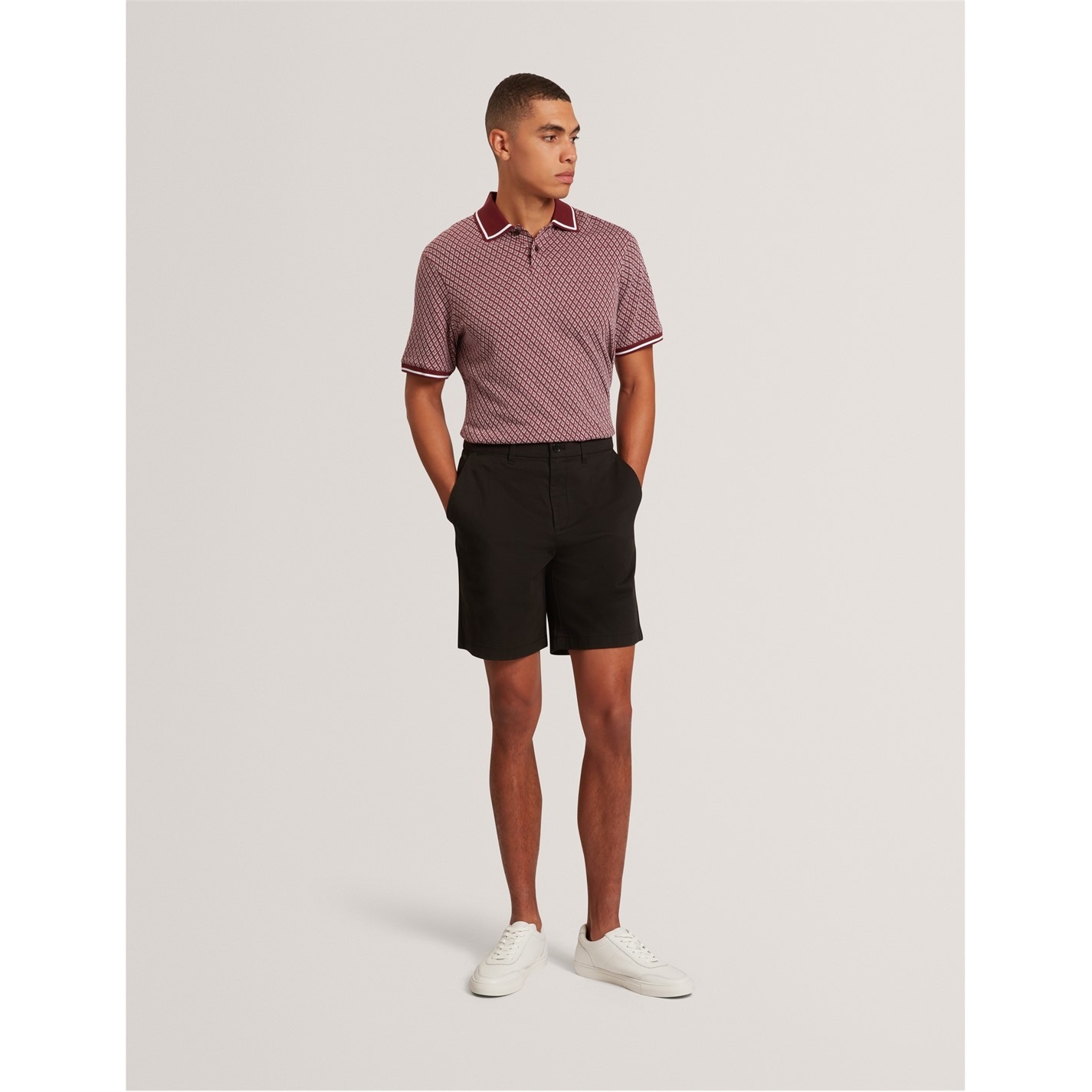 Kraťasy Ted Baker Black 2257981 Men's Chino Shorts - 6