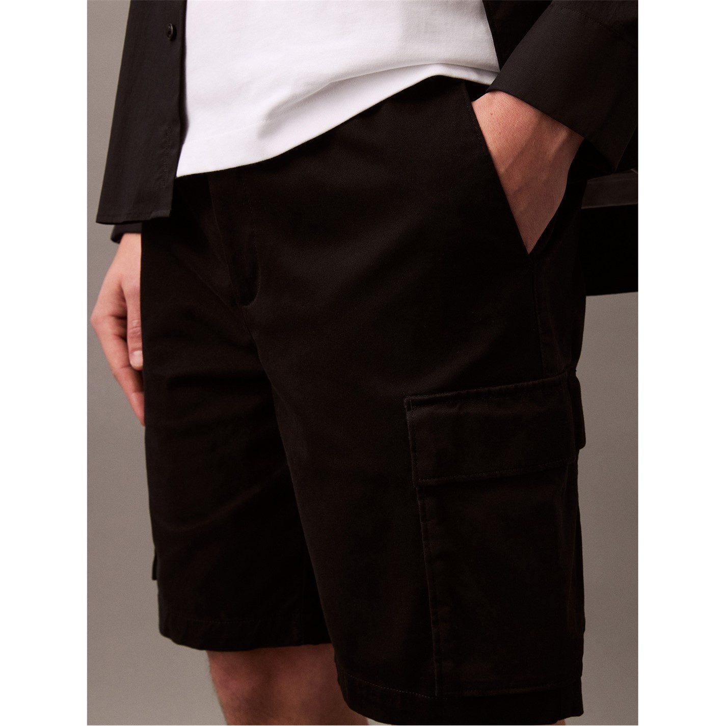 Kraťasy Calvin Klein Jeans Black 8611989 Men's Cargo Shorts - 2