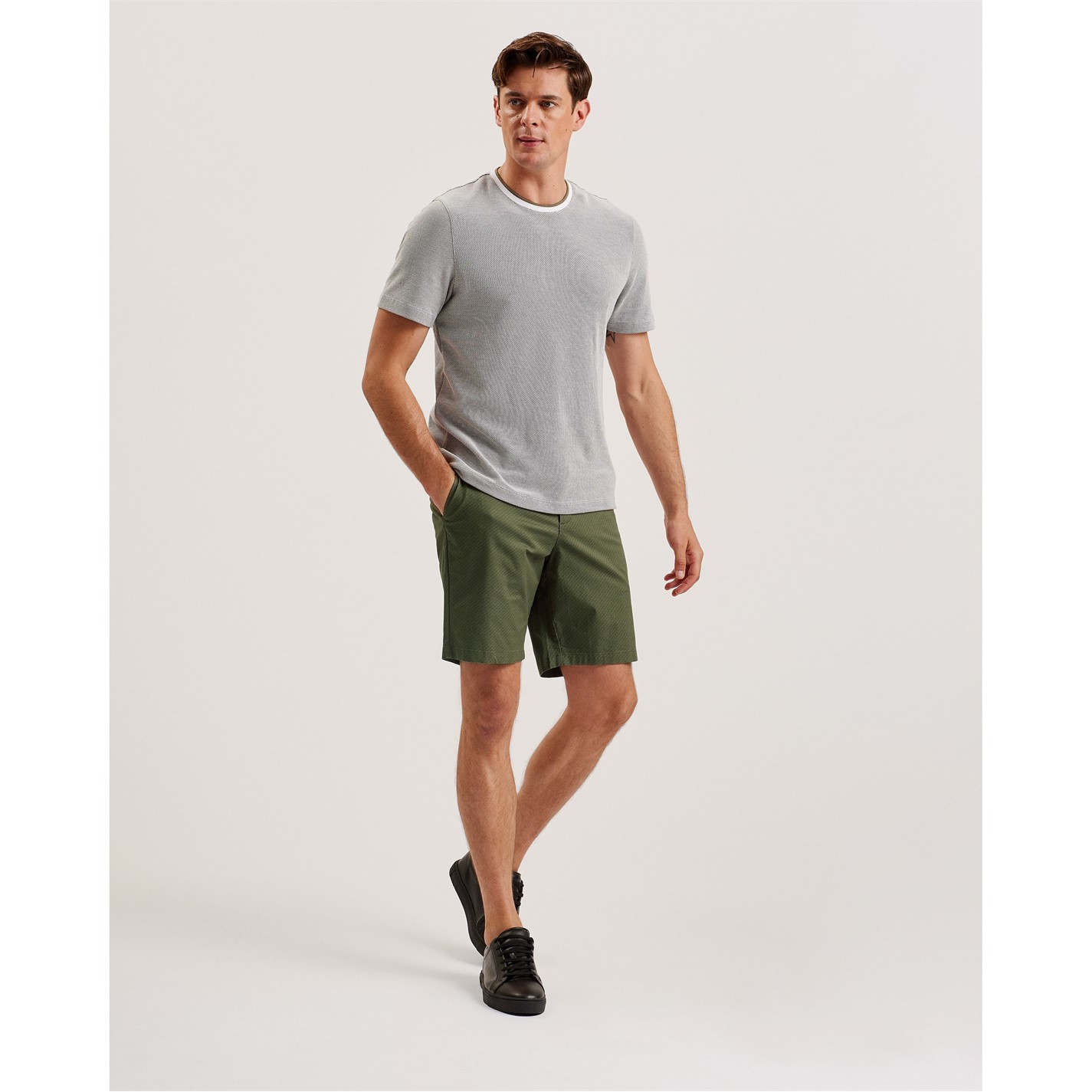 Kraťasy Ted Baker Khaki 950241 Men's Geo Tailored Fit Chino Shorts - 6