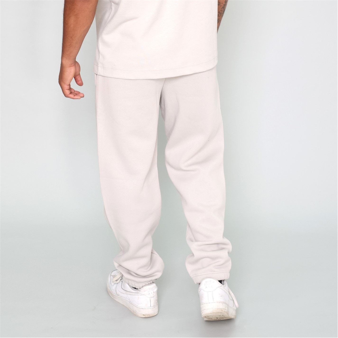 Tepláky Blank Essentials Flat Grey 1996457 Arch Jogger Mens - 4