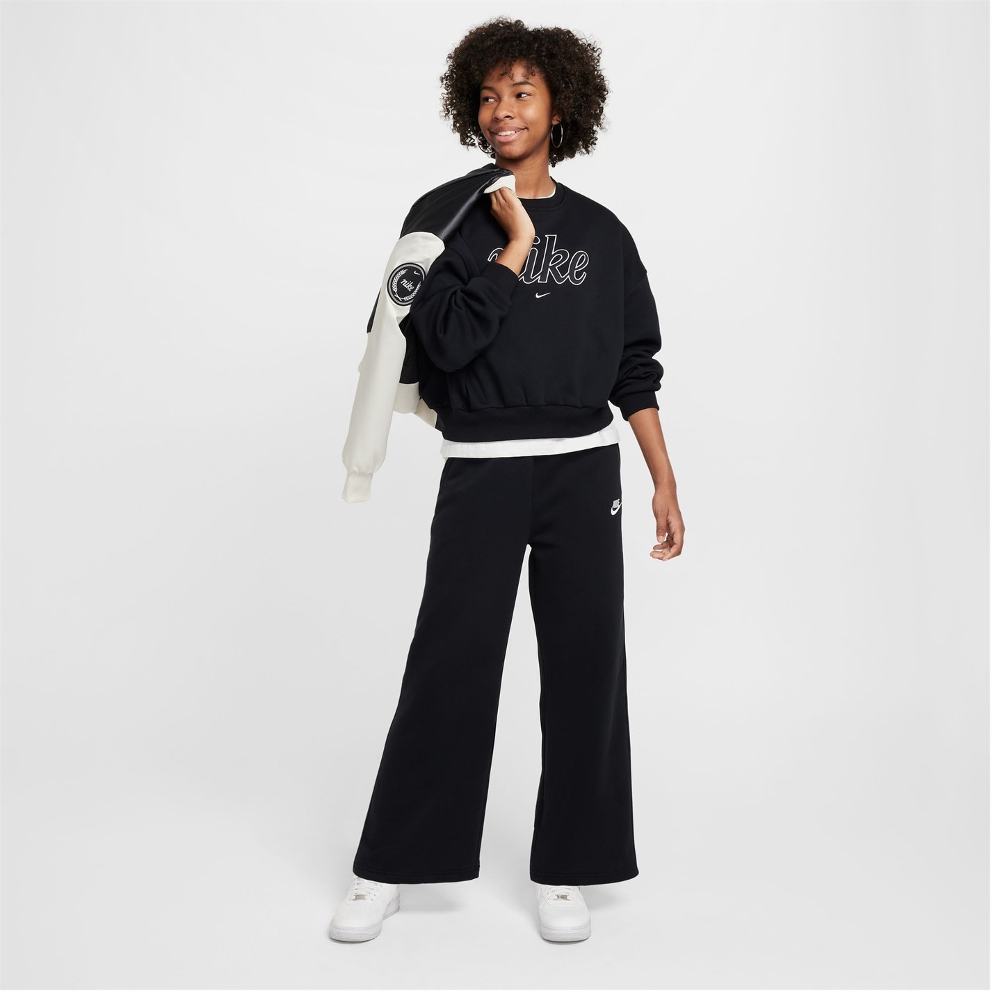 Nike Black 1849779 Kids' Club Fleece Joggers - 6