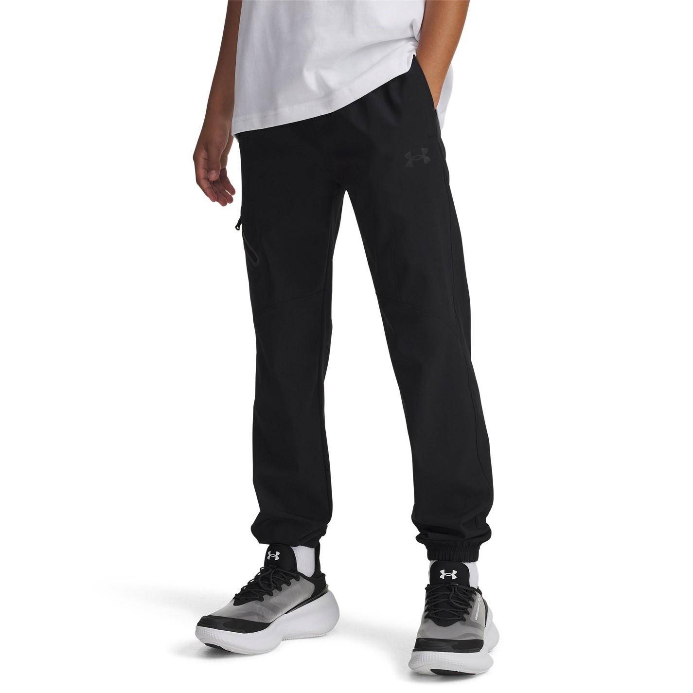 Dětské tepláky Under Armour Black 6367632 UA Unstoppable Woven Boys Joggers - 3