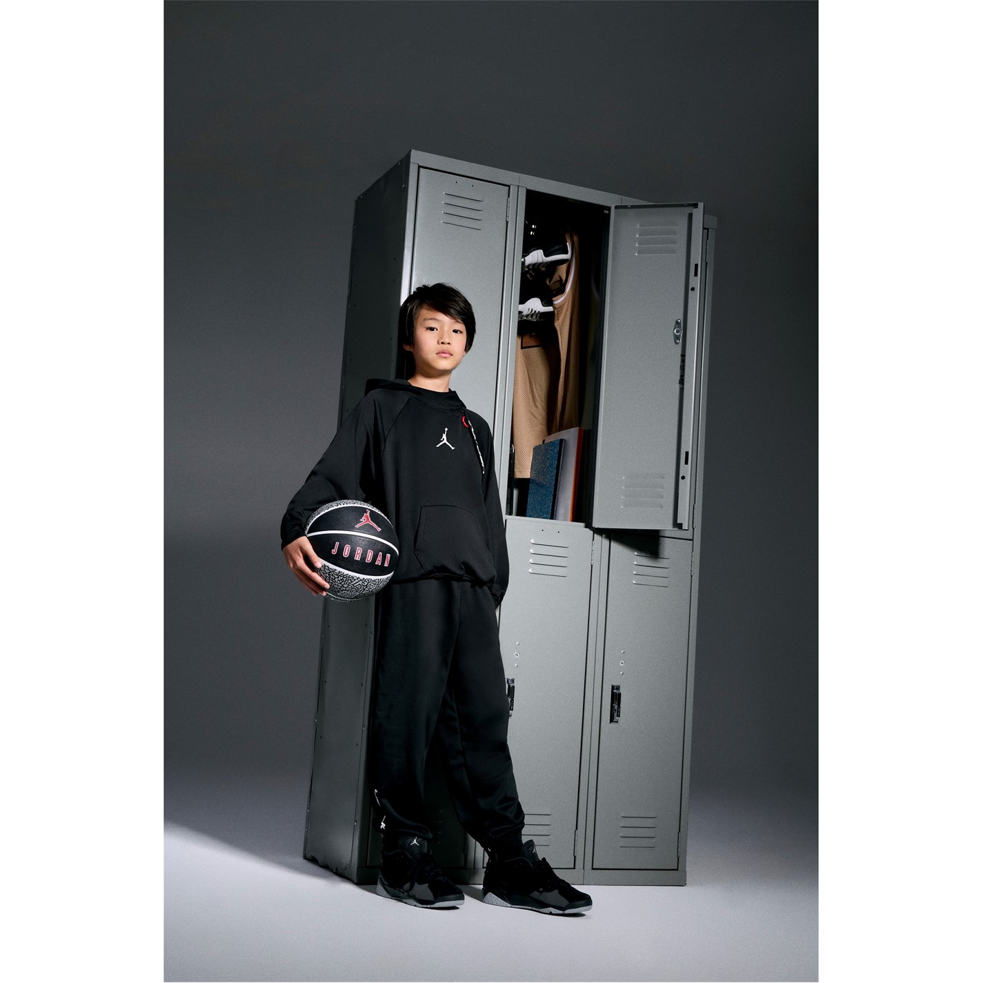 Air Jordan Black 6043730