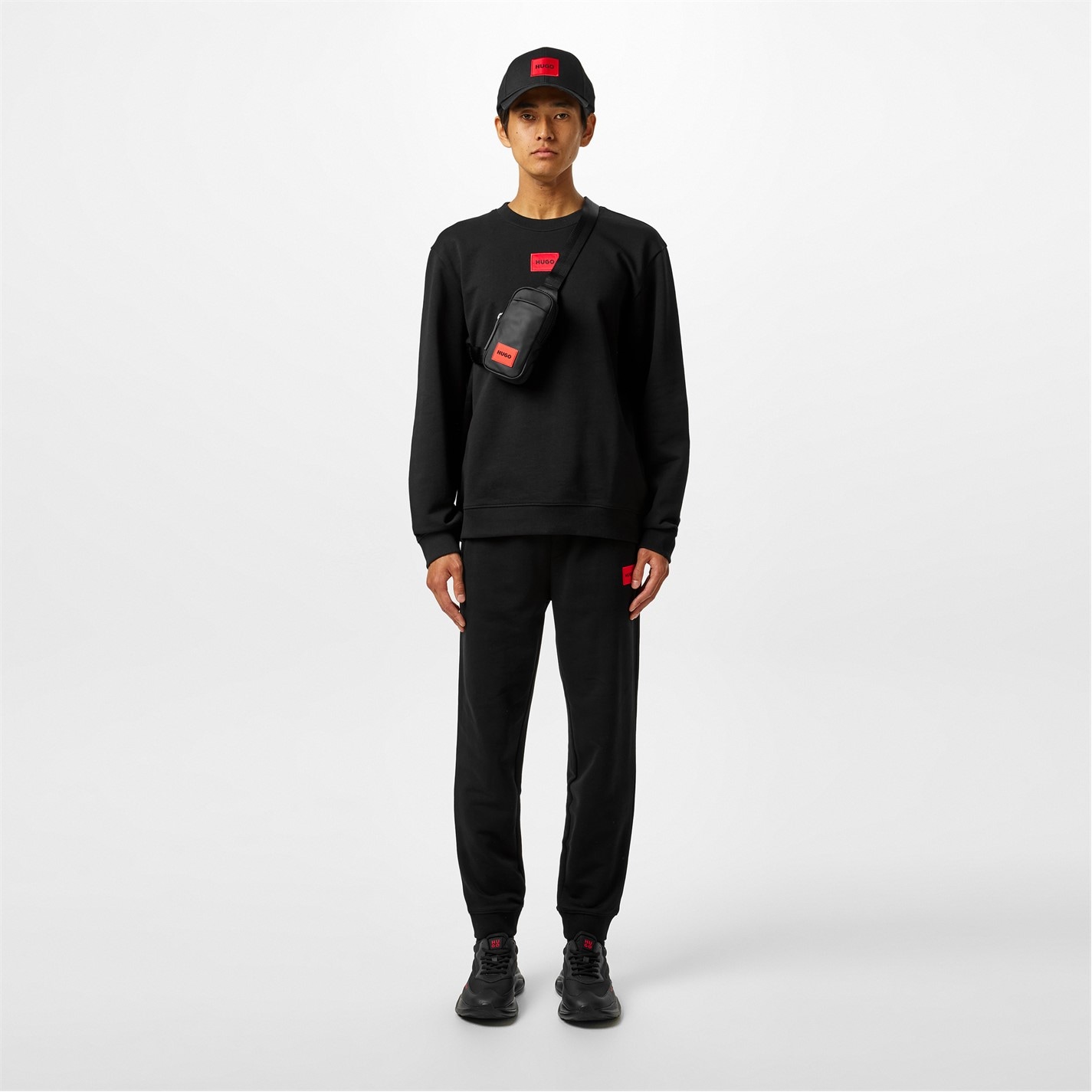 Kalhoty Hugo Black 001 8487307 Mens HUGO Doak Closed Hem Jogging Bottoms with Logo Detail - 4