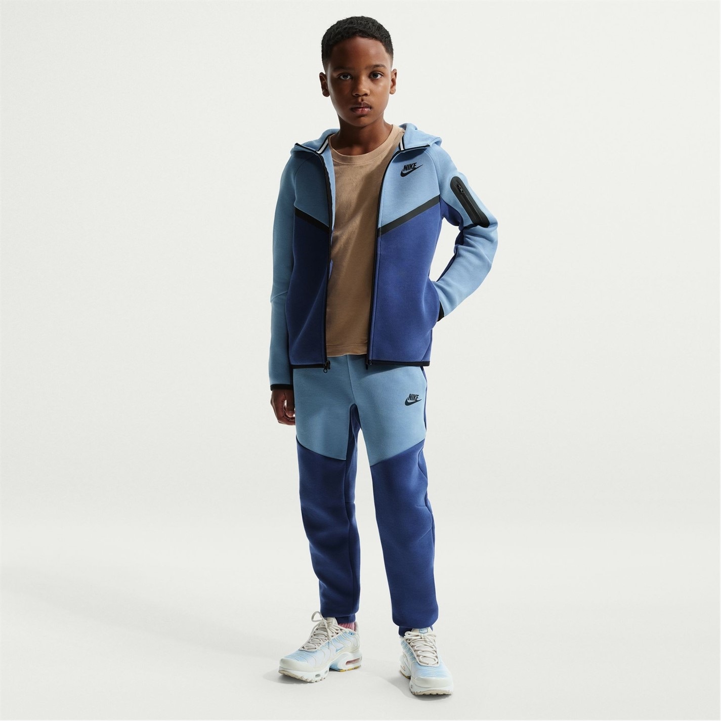 Nike Work Blue 3744381 Sportswear Tech Fleece Big Kids' Pants - 7