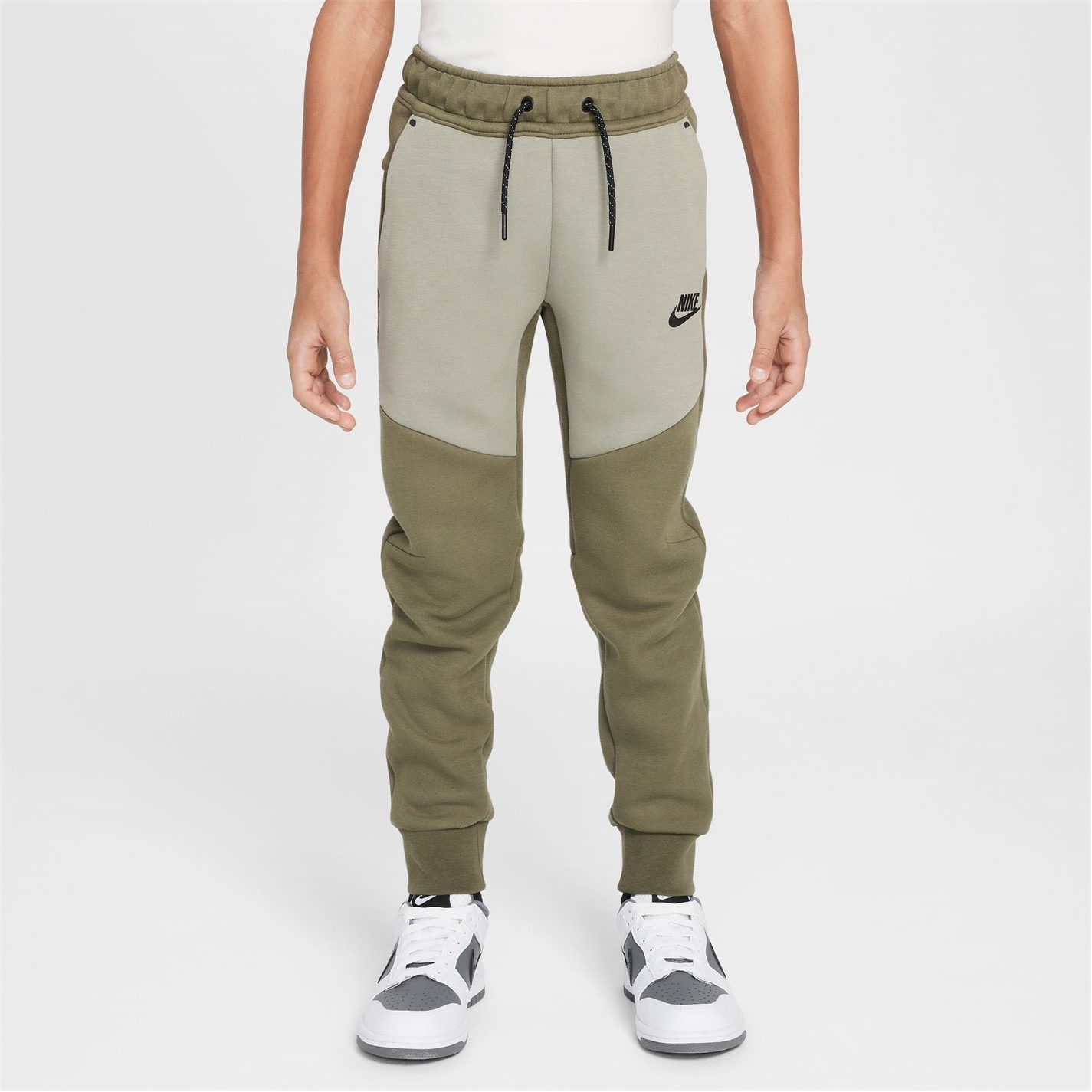 Medium Olive