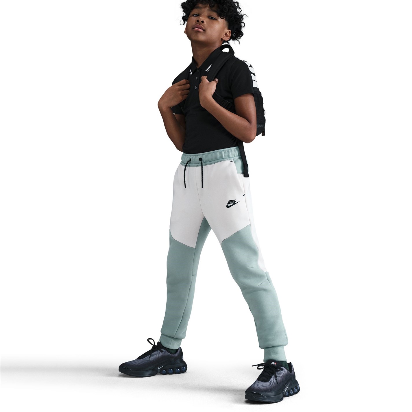 Nike Sportswear Tech Fleece Big Kids' Pants - 4