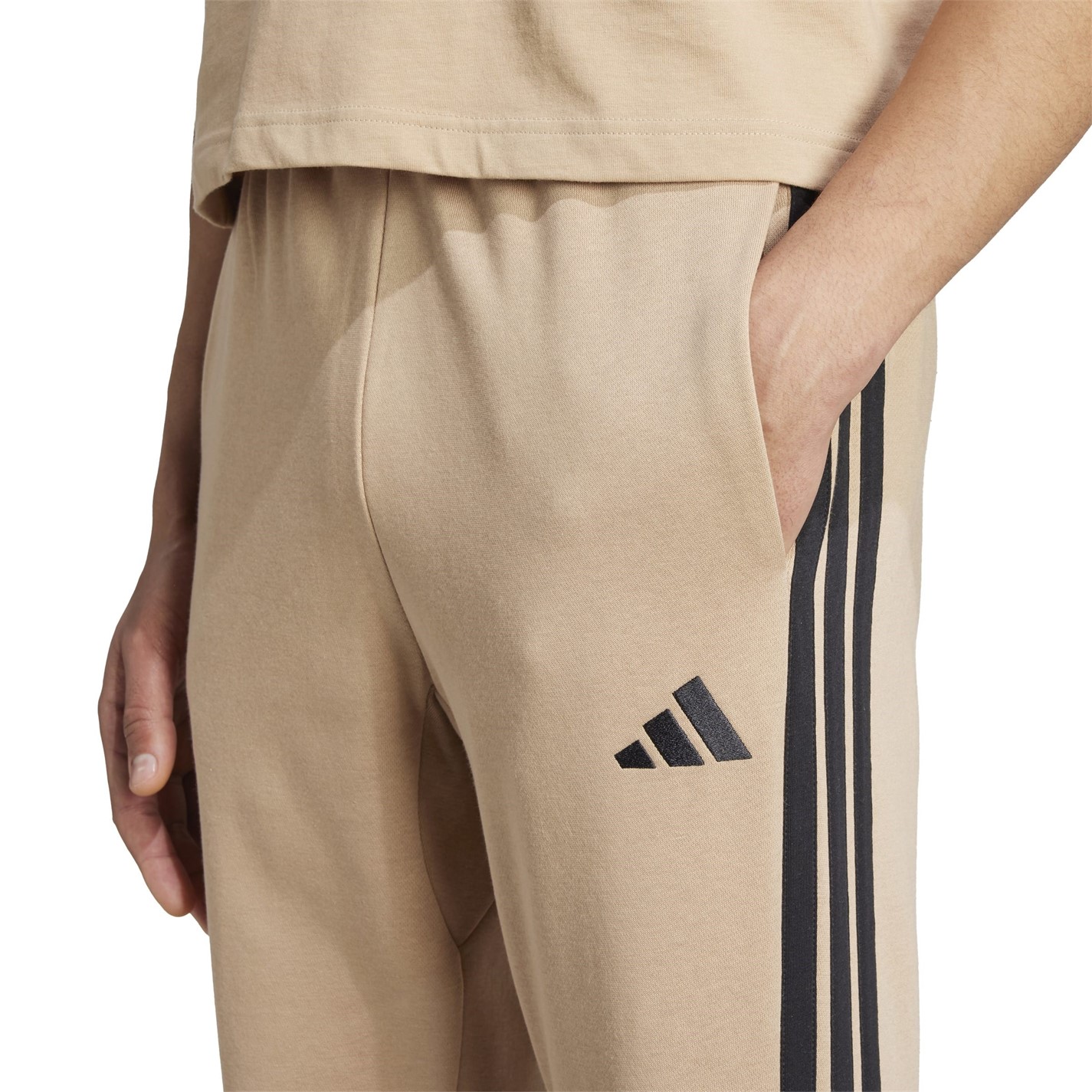 Tepláky adidas Sandstone 2254586 Essentials Fleece Tapered Cuff 3-Stripes Joggers - 5