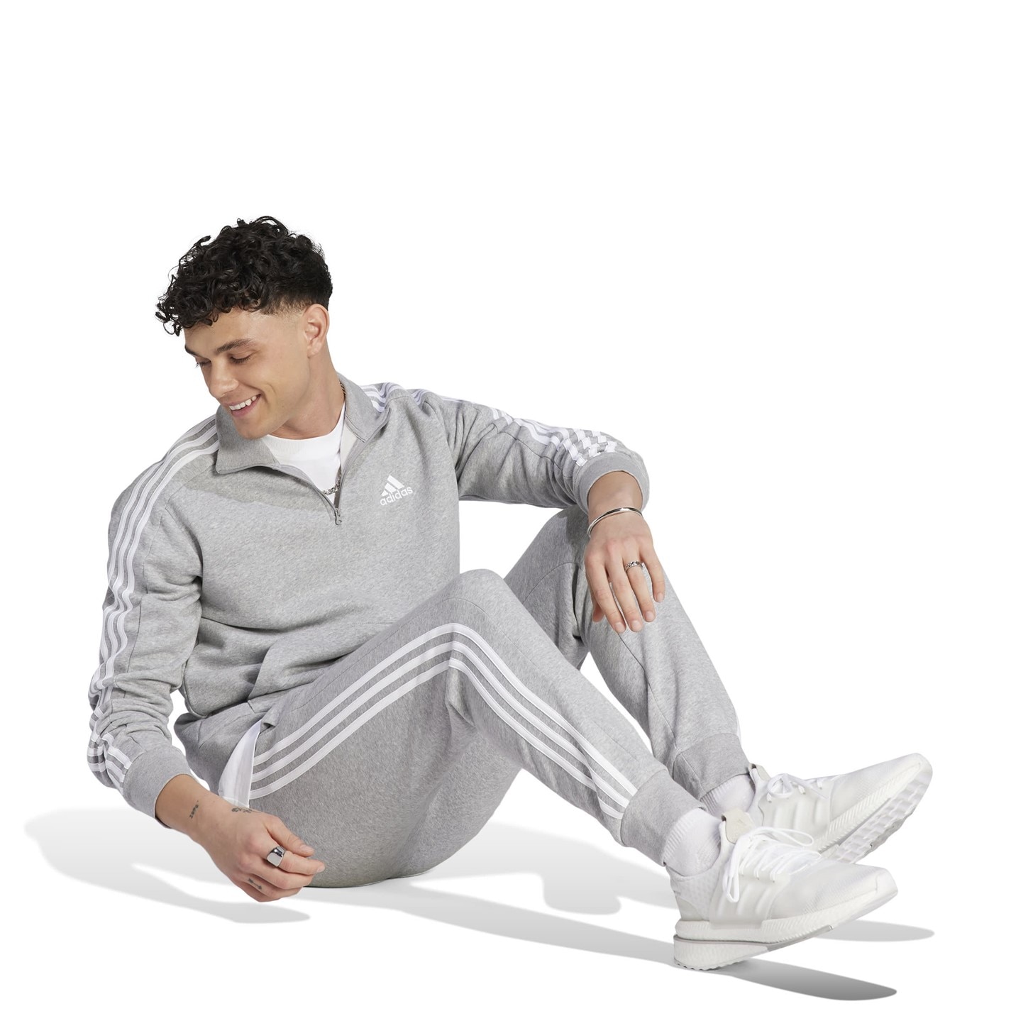 Tepláky adidas MedGrey 4400431 Essentials Fleece Tapered Cuff 3-Stripes Joggers - 4