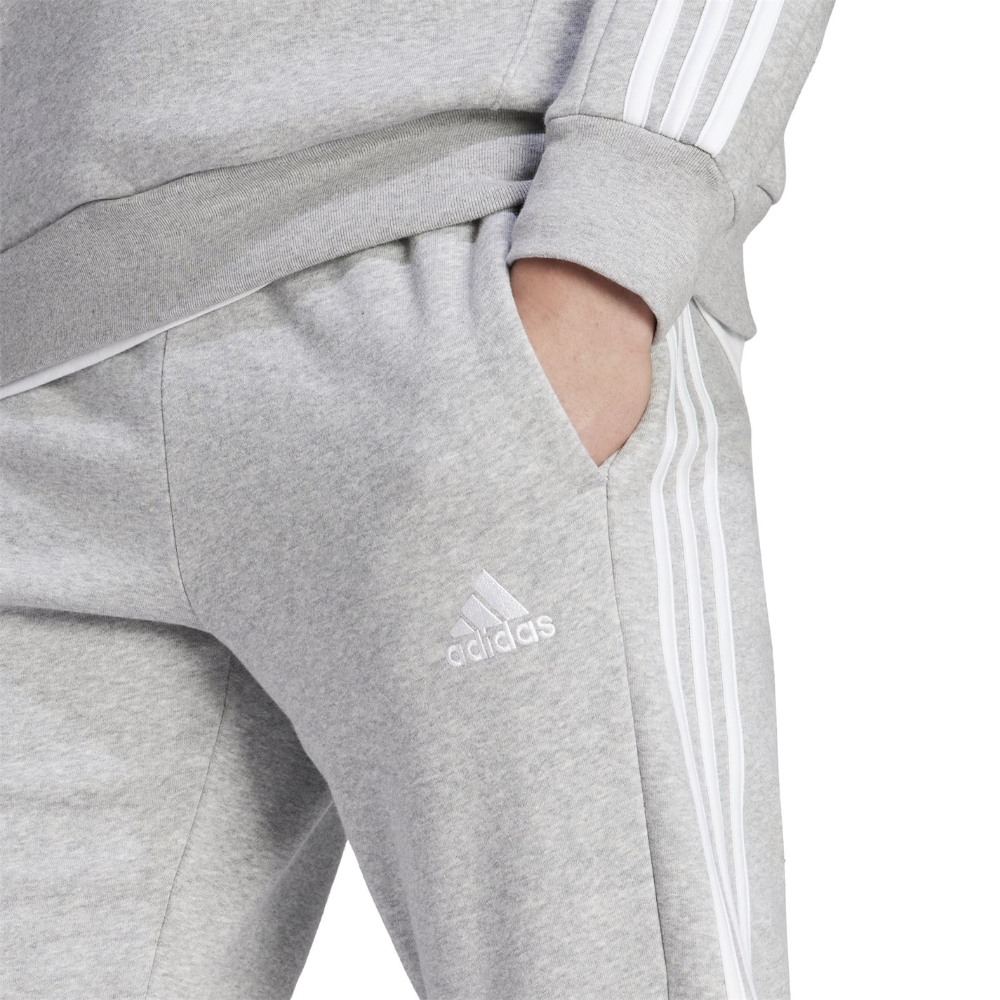 Tepláky adidas MedGrey 4400431 Essentials Fleece Tapered Cuff 3-Stripes Joggers - 5