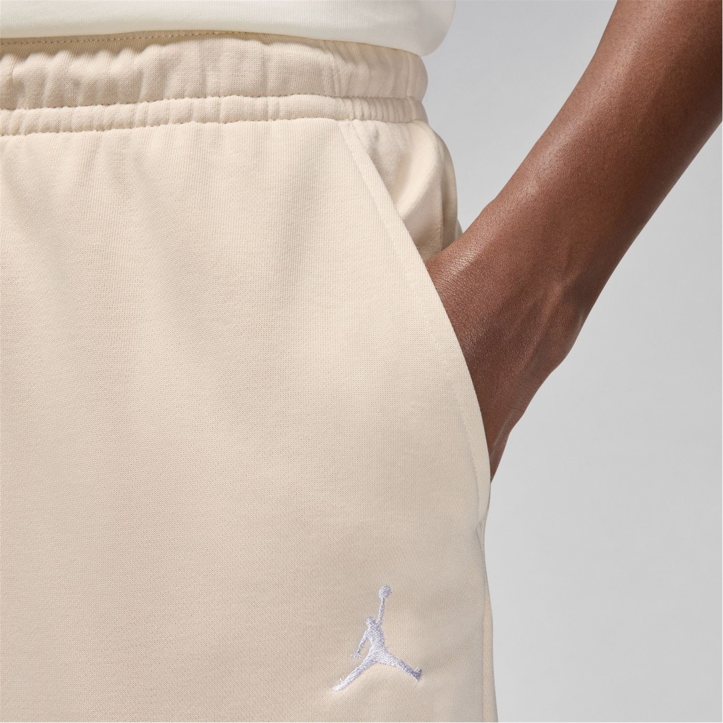 Air Jordan Essential Men's Fleece Pants - 3
