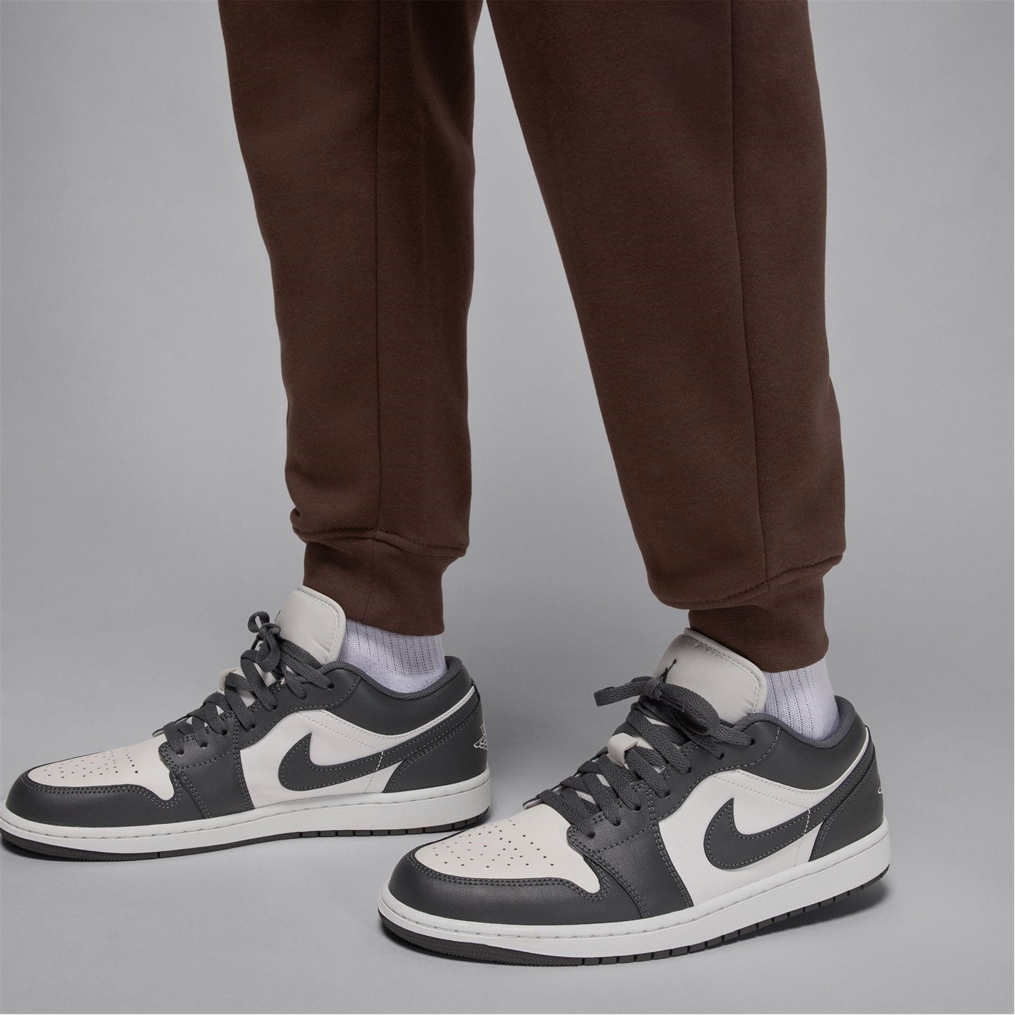 Air Jordan Essential Mens Fleece Pants - 5