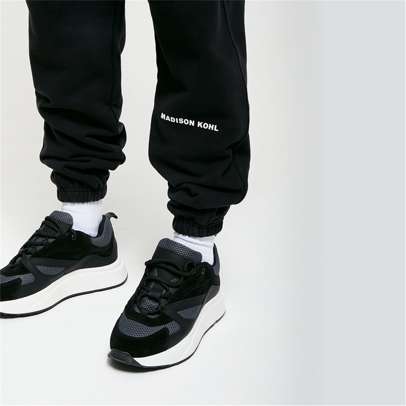 Tepláky Madison Khol Black 1522192 Core Jogging Bottoms - 4