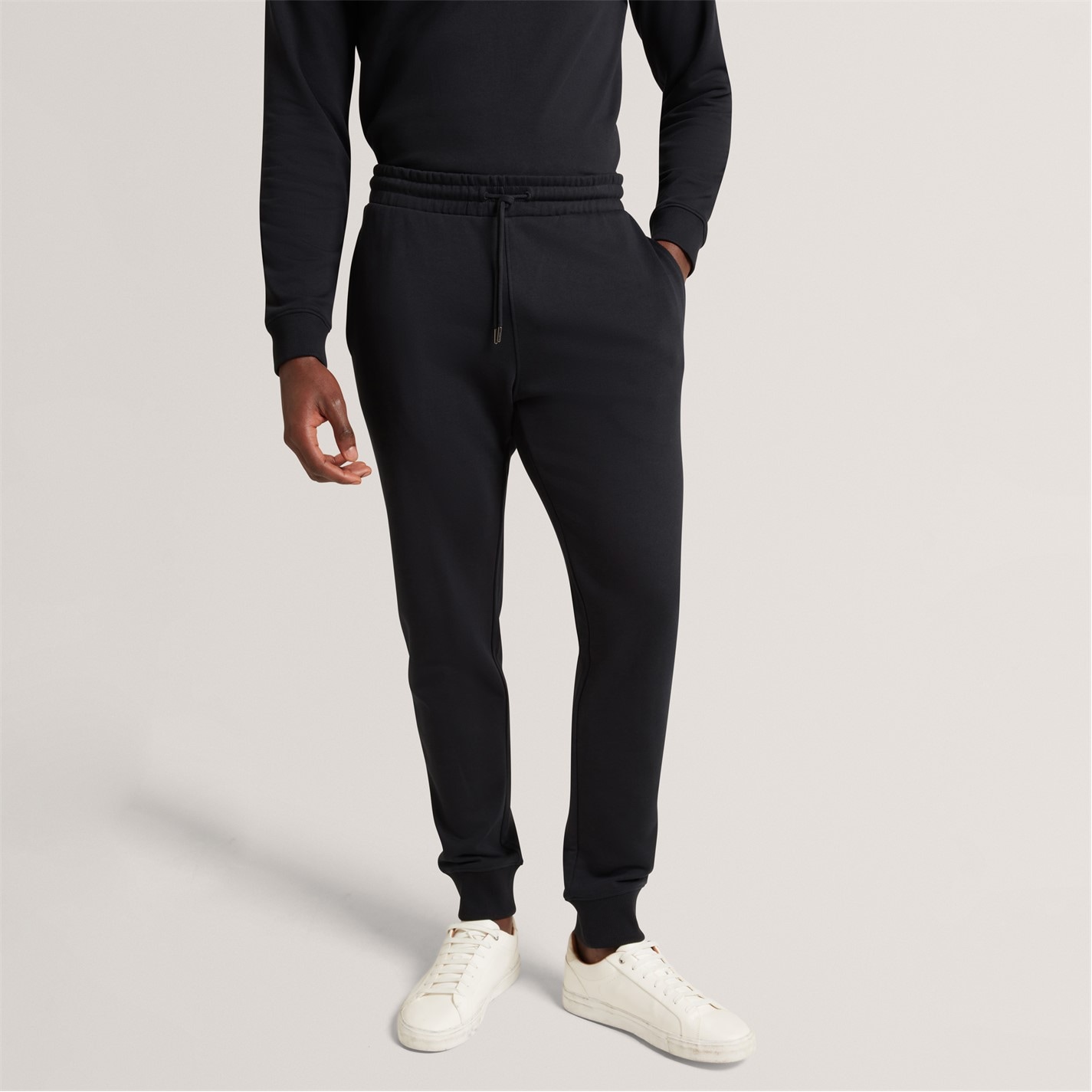 Tepláky Ted Baker Black 1239785 Ted Baker Regular Jogger - 3