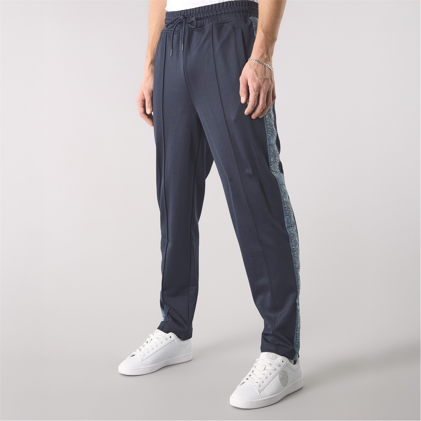 Tepláky Pretty Green Navy 384553 Men's Eclipse Paisley Open Hem Woven Joggers - 4