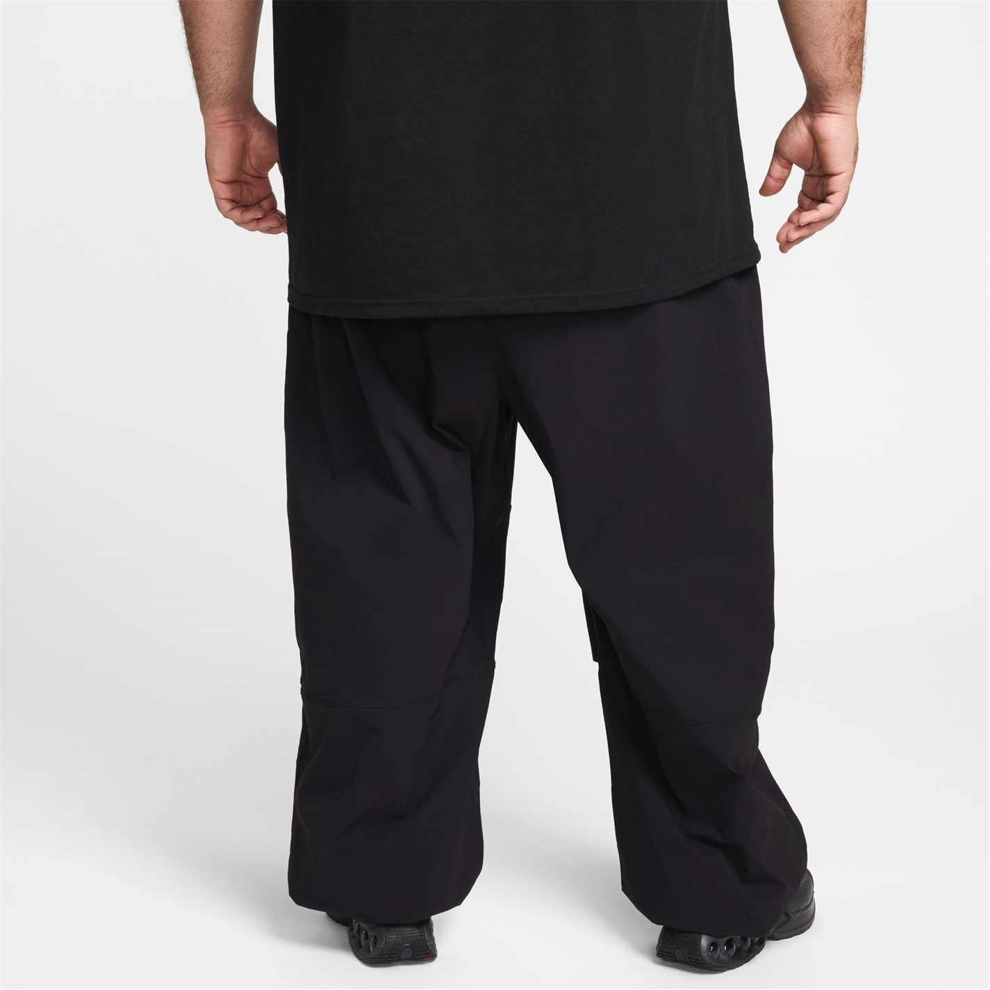 Tepláky Nike Black 645067 Men's Open Hem Woven Joggers - 11