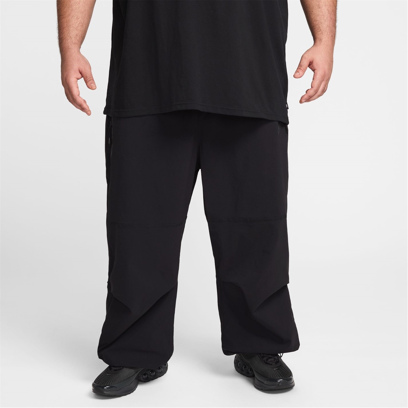 Tepláky Nike Black 645067 Men's Open Hem Woven Joggers - 10