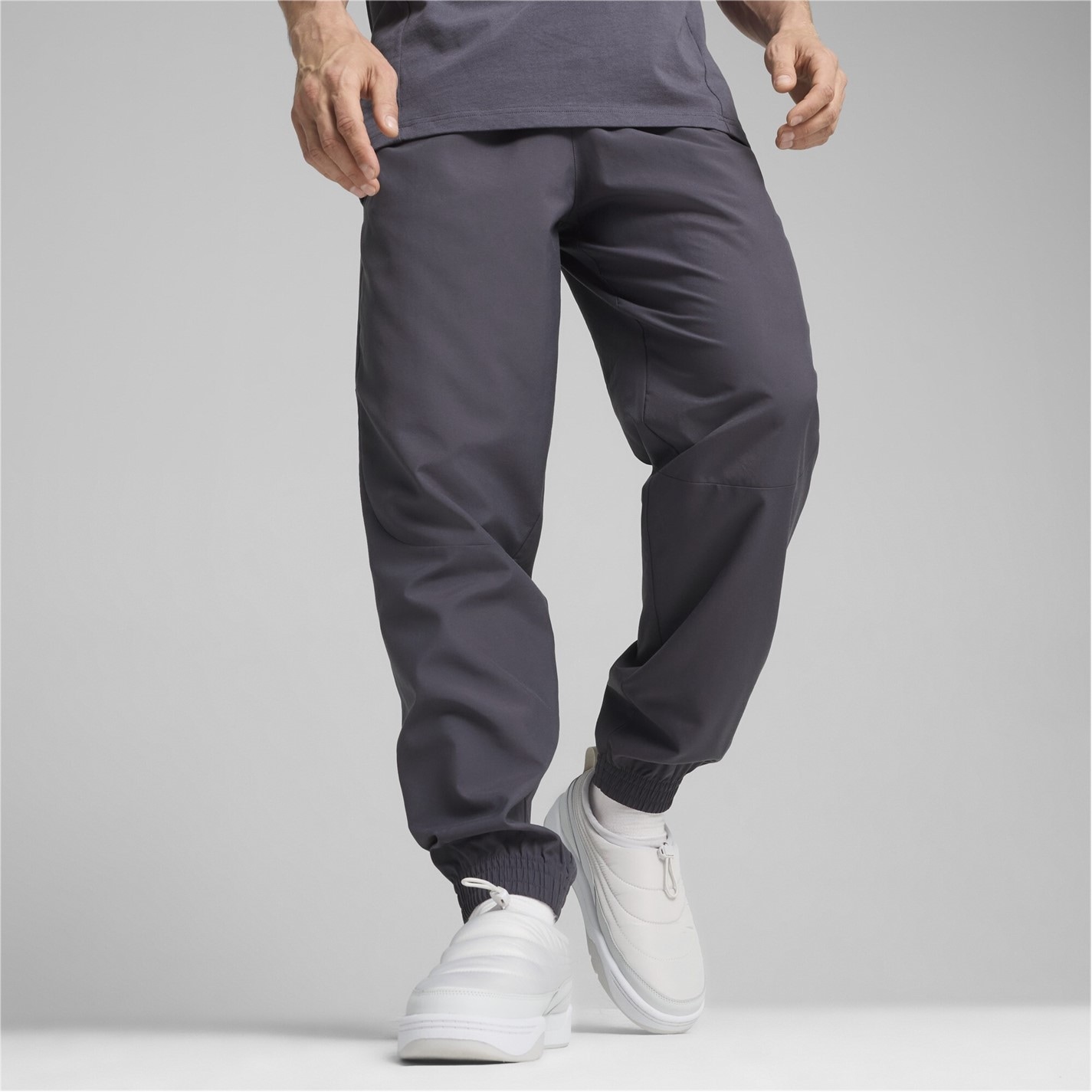 Tepláky Puma Silver Gray 8837668 Men's Rad Cal Closed Hem Woven Jogger - 2
