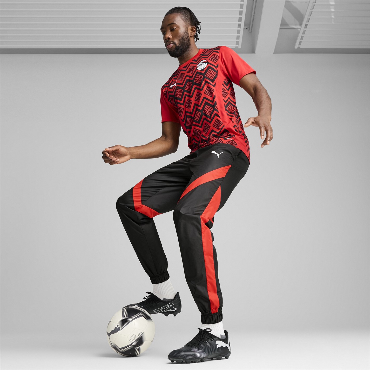 Tepláky Puma Puma Black 8140327 Puma Efa Prematch Woven Pant Jogger Mens - 7
