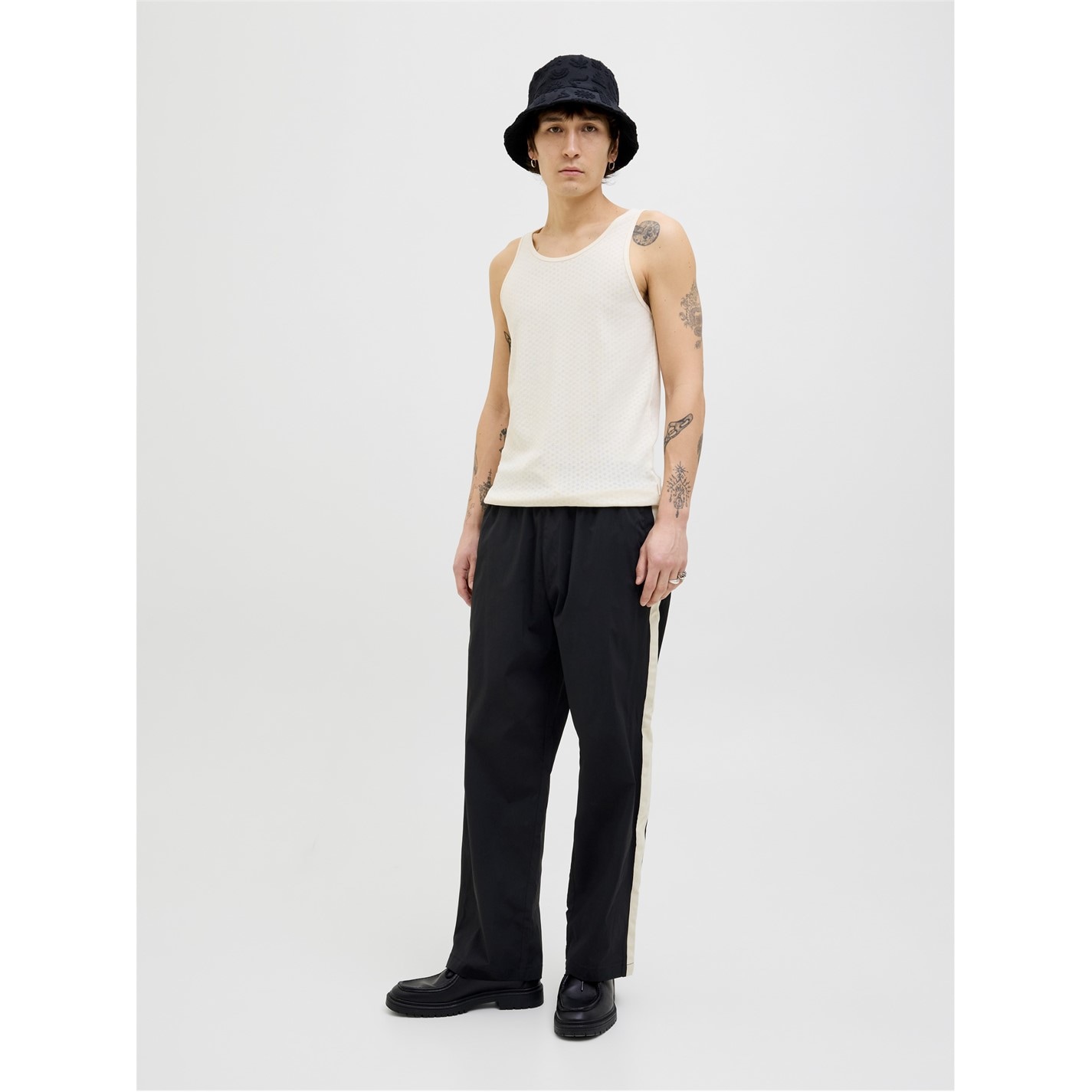 Tepláky Jack and Jones Black 7282603 Men's Owen Closed Hem Woven Jogger - 6