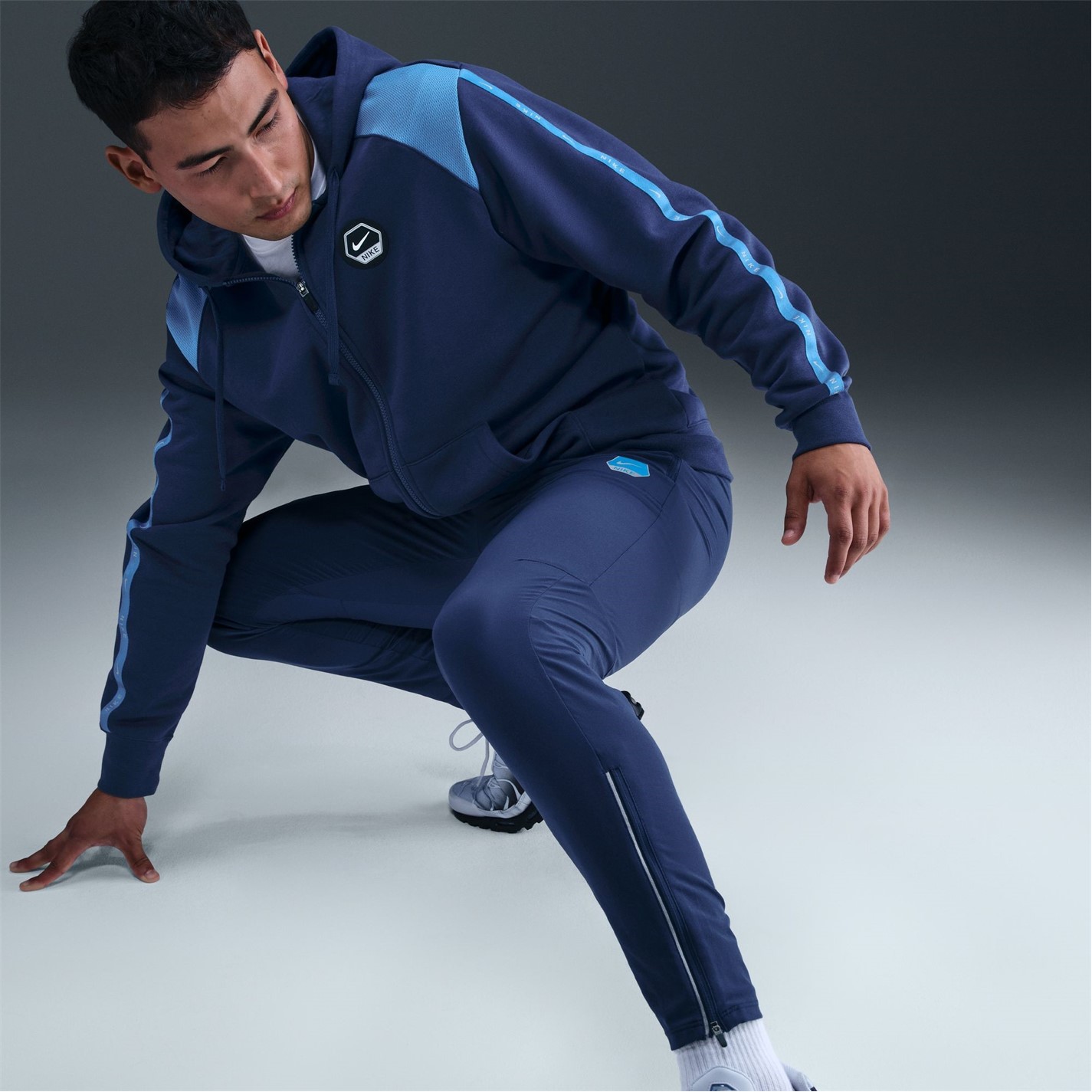 Tepláky Nike Blue Void 3344385 City Run Jogging Bottoms Mens - 10