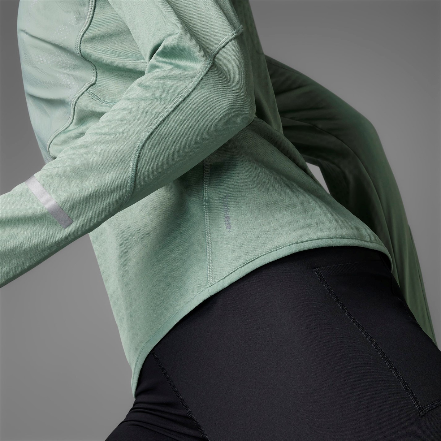 Bunda adidas Silver Green 6608181 Women's Ultimate High Visibility Half Zip Performance Tracksuit Top - 12