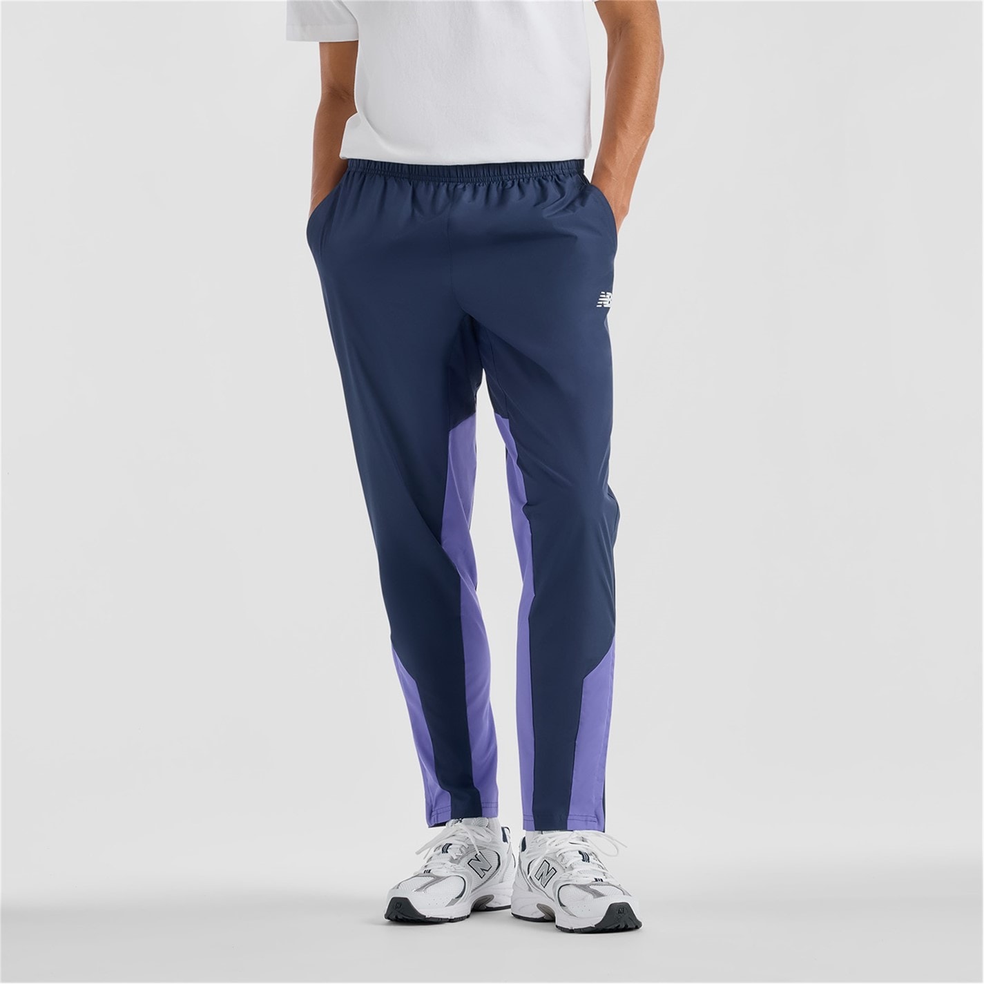 Tepláky New Balance Purple 2637312 Men's Closed Hem Woven Joggers - 1