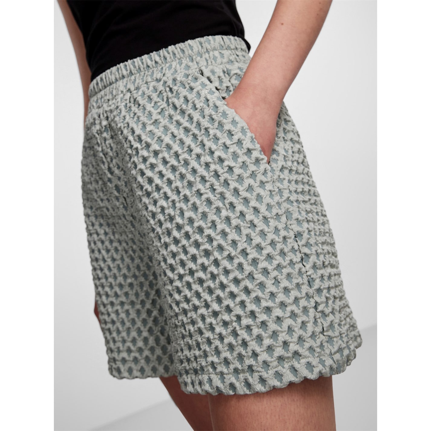 Kraťasy Pieces Blue Haze 2790848 Women's Heavyweight Jersey Jogger Shorts - 4
