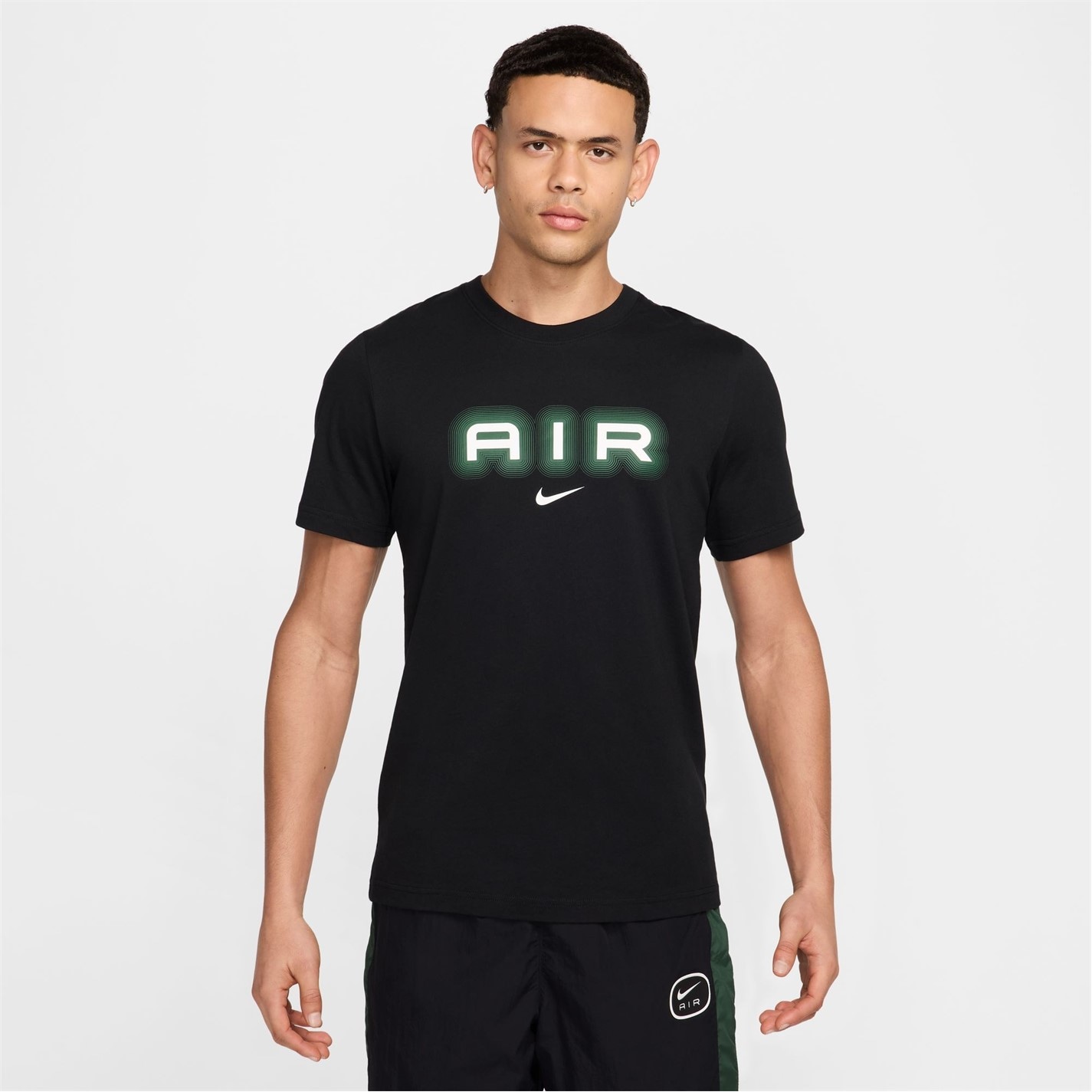 Tričko Nike Black 7161324 M NSW SW AIR GRAPHIC TEE - 1