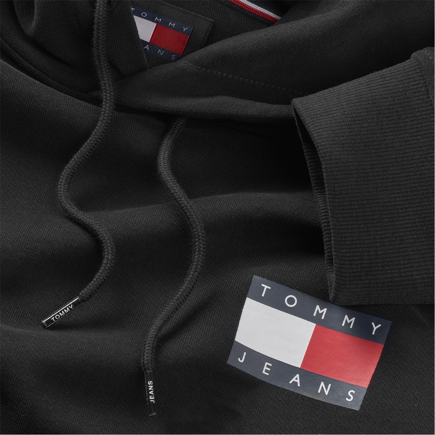 Mikina Tommy Jeans Black BDS 5944085 Men's Regular Essential Flag Hoodie - 2