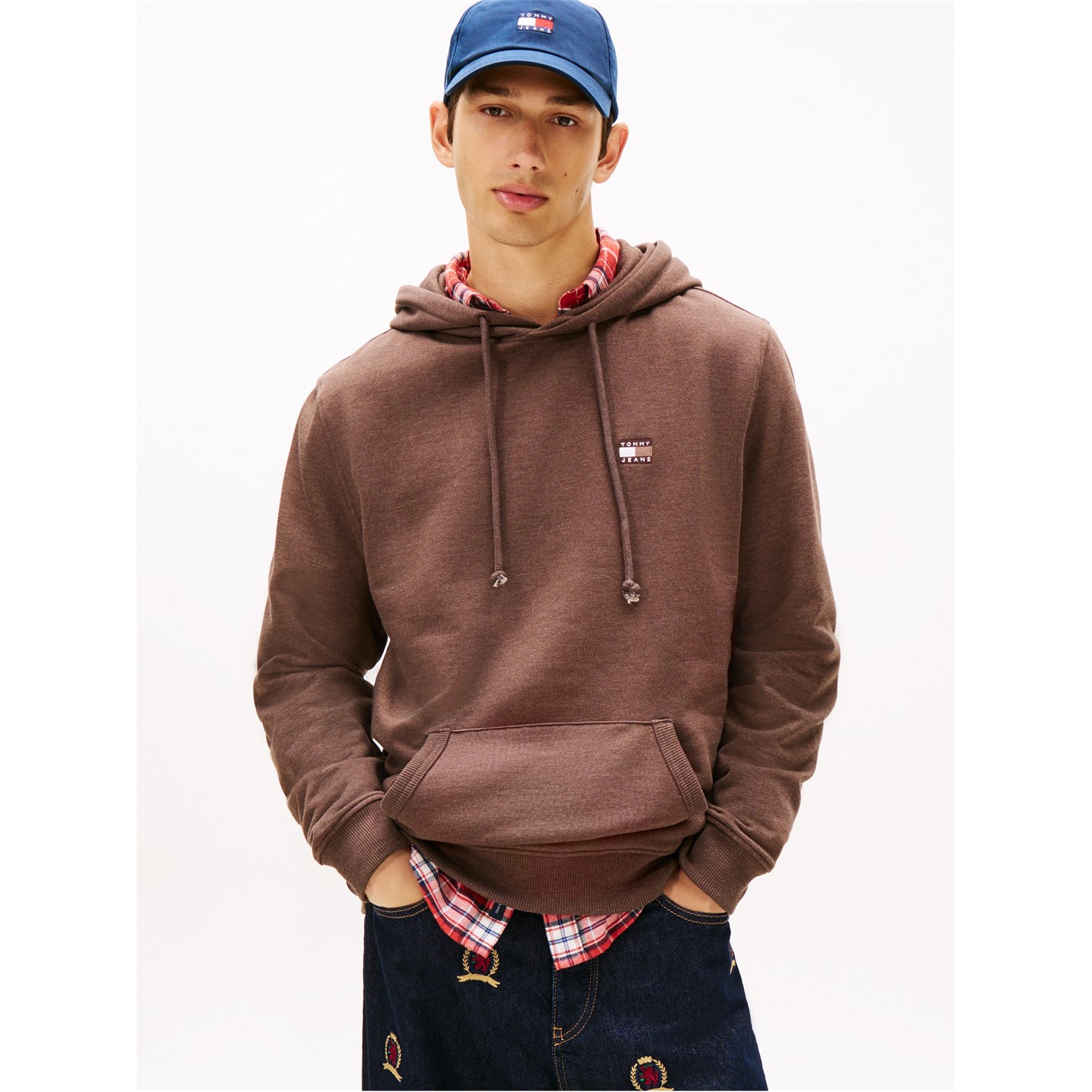 Mikina Tommy Jeans Black Walnut 5505375 XS Badge Hoodie - 2