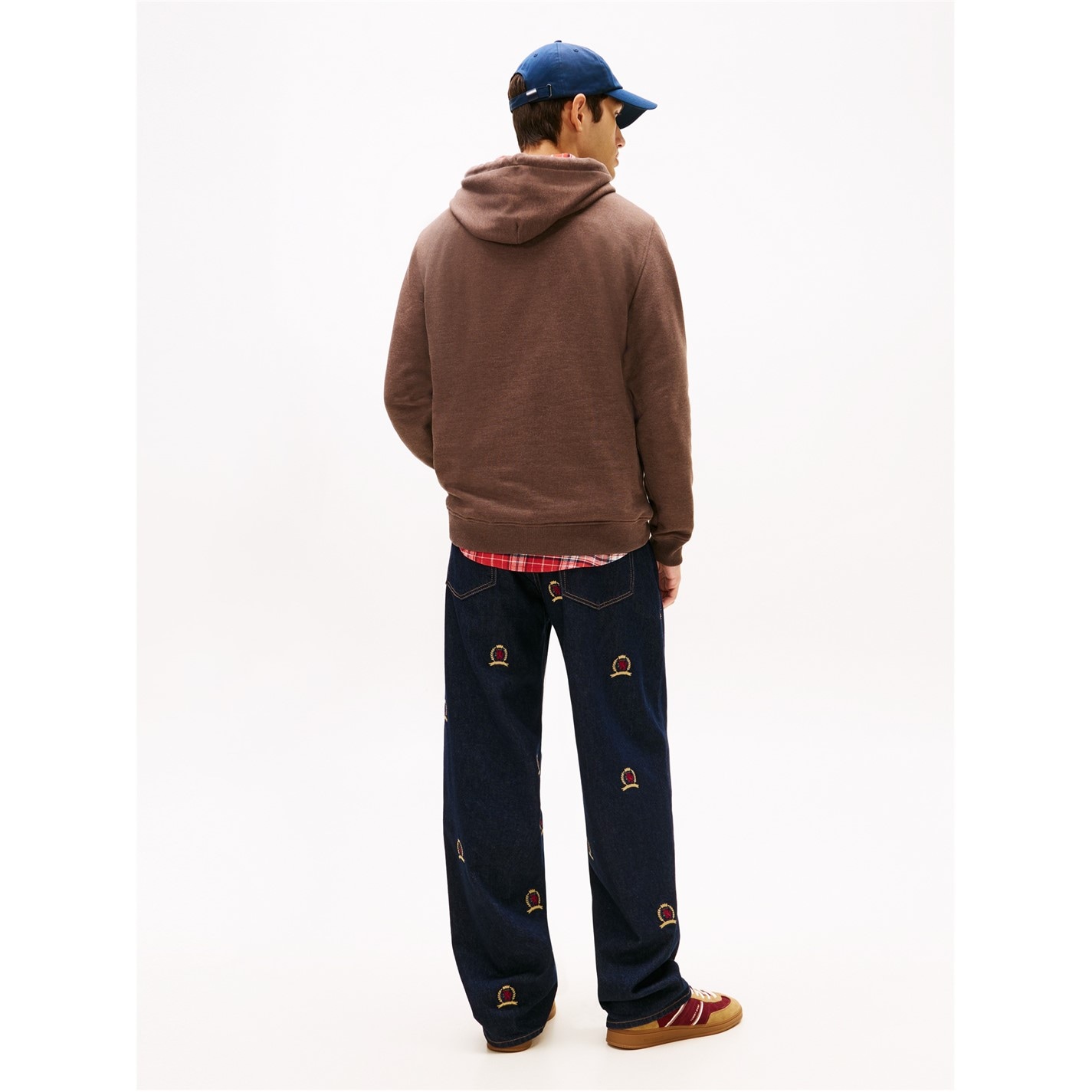 Mikina Tommy Jeans Black Walnut 5505375 XS Badge Hoodie - 5
