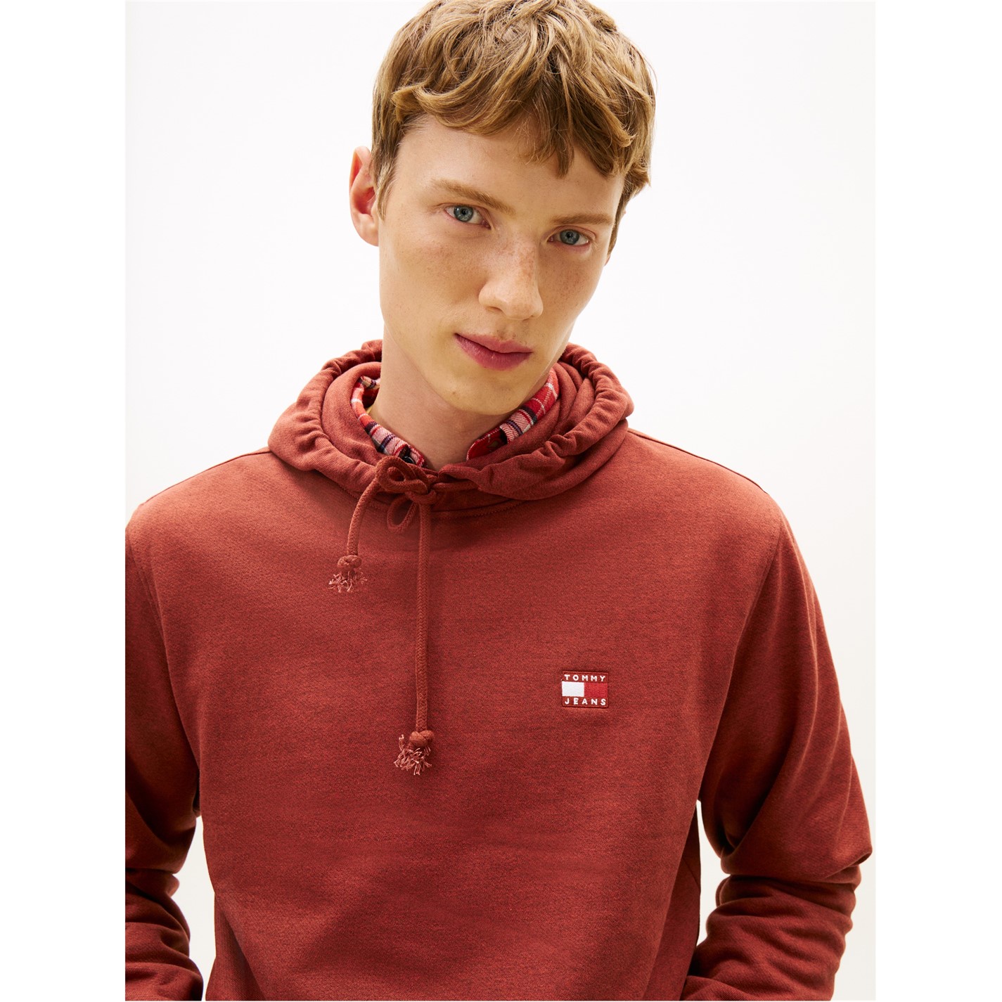 Mikina Tommy Jeans Terracotta Hthr 3981808 XS Badge Hoodie - 3