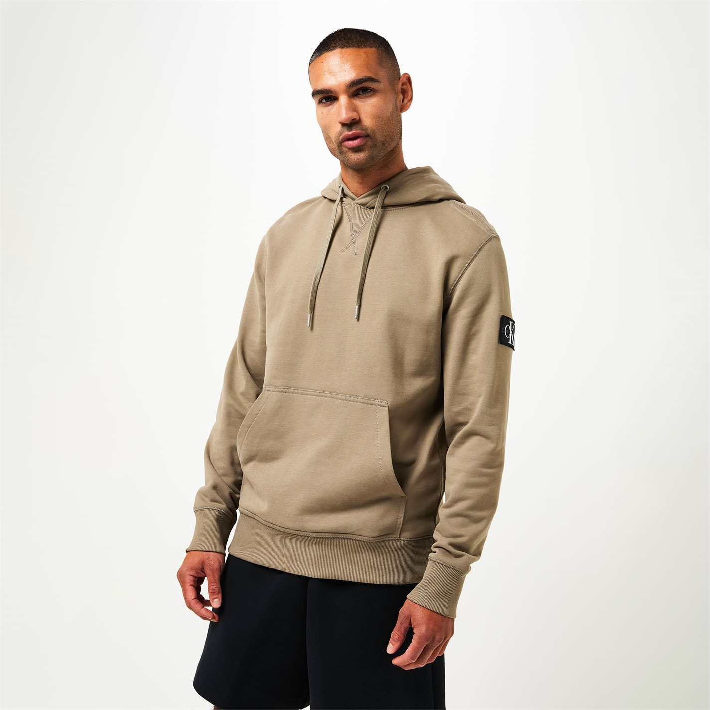 Mikina Calvin Klein Jeans Beluga 6402785 Monogram Badge Hoodie - 3