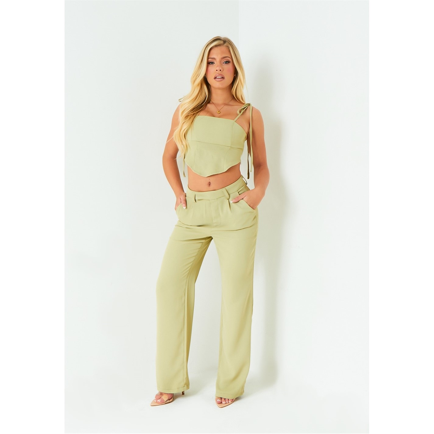 Missy Empire Sage 9694633