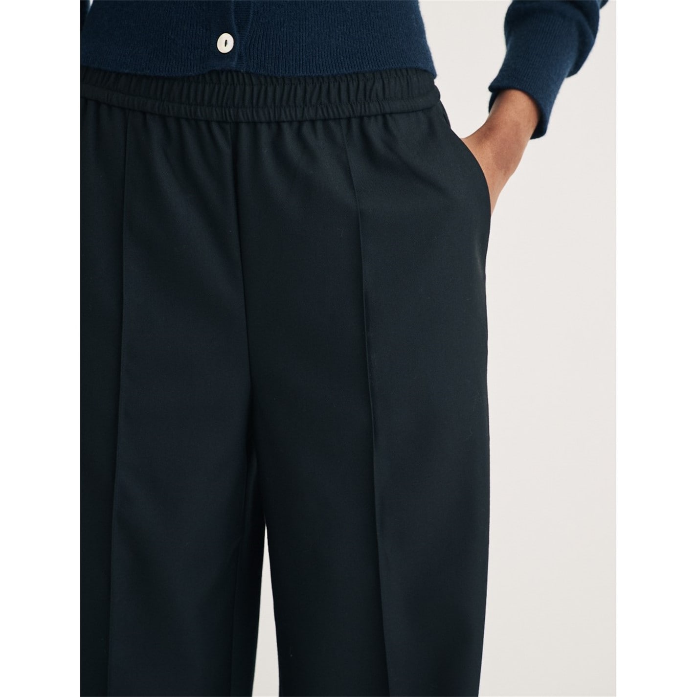 Nobodys Child NC James Pl On Tsr Ld99 - 3