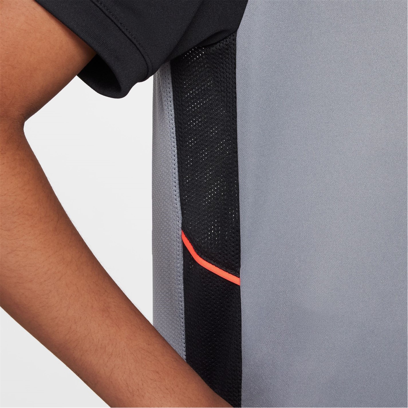 Nike Academy Top Juniors - 5