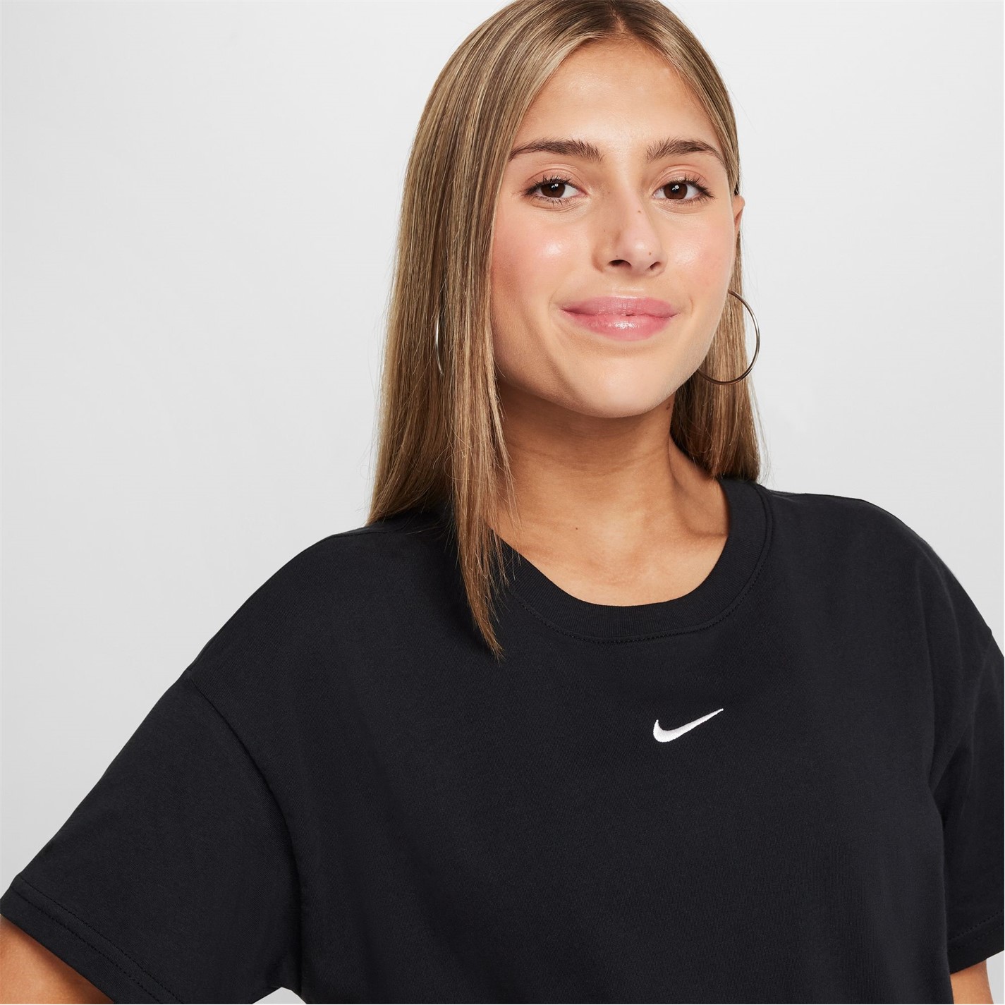 Nike Sportswear Big Kids' (Girls') T-Shirt - 3