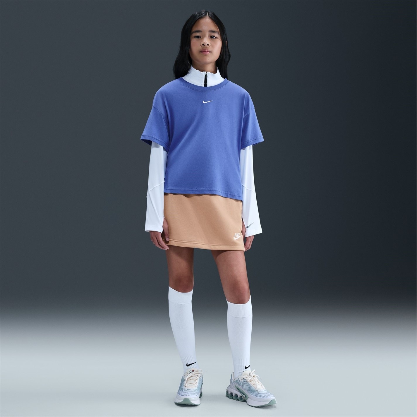 Nike Sportswear Big Kids' (Girls') T-Shirt - 7
