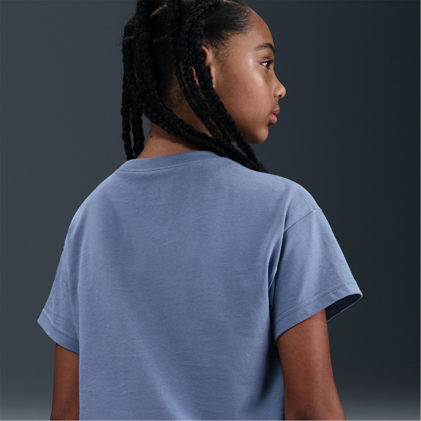 Nike Sportswear Big Kids' (Girls') T-Shirt - 9