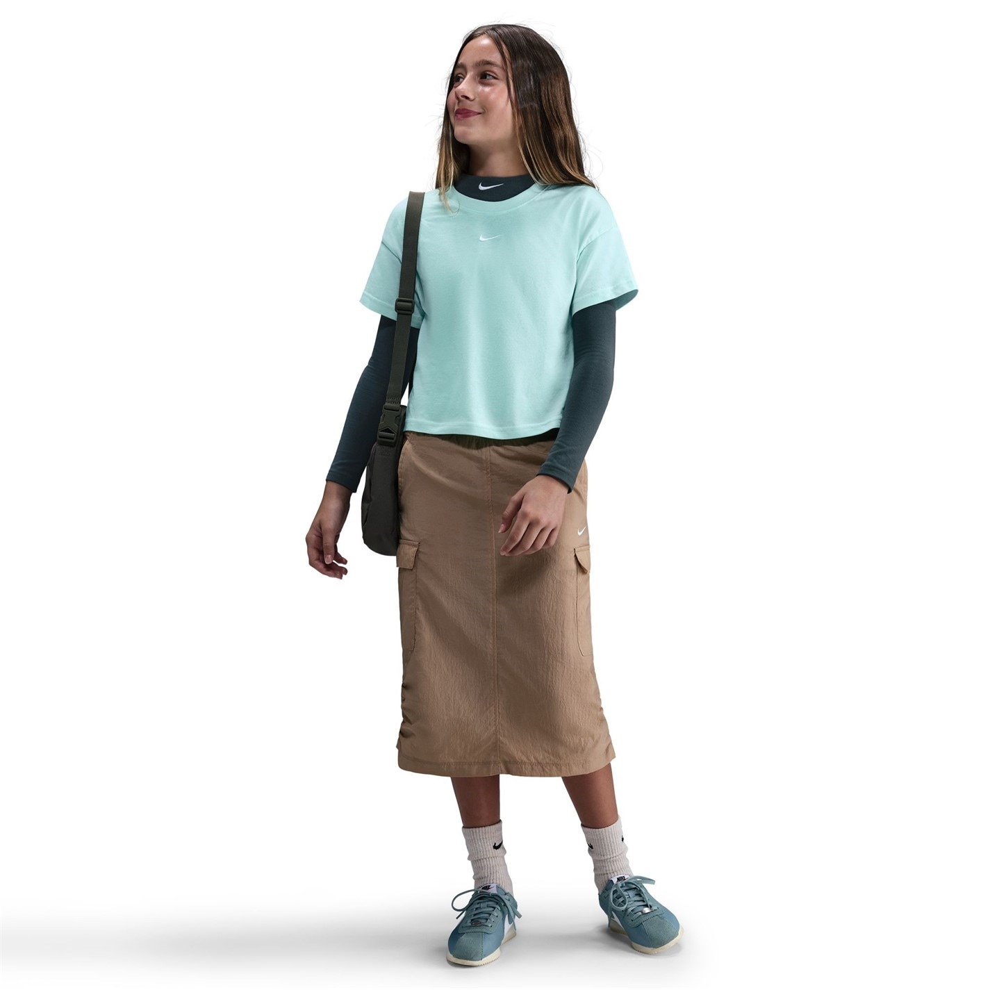 Nike Sportswear Big Kids' (Girls') T-Shirt - 3